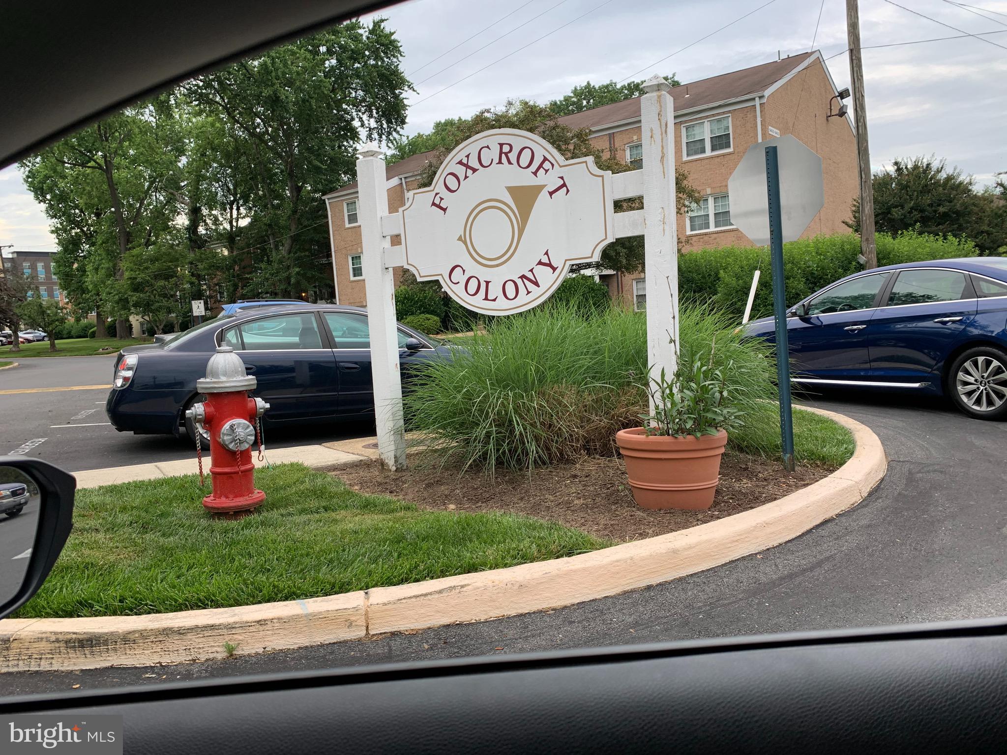 FOXCROFT COLONY CONDOS - Residential