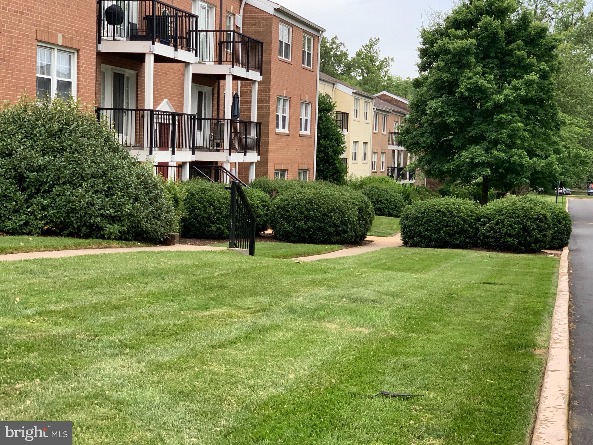 FOXCROFT COLONY CONDOS - Residential