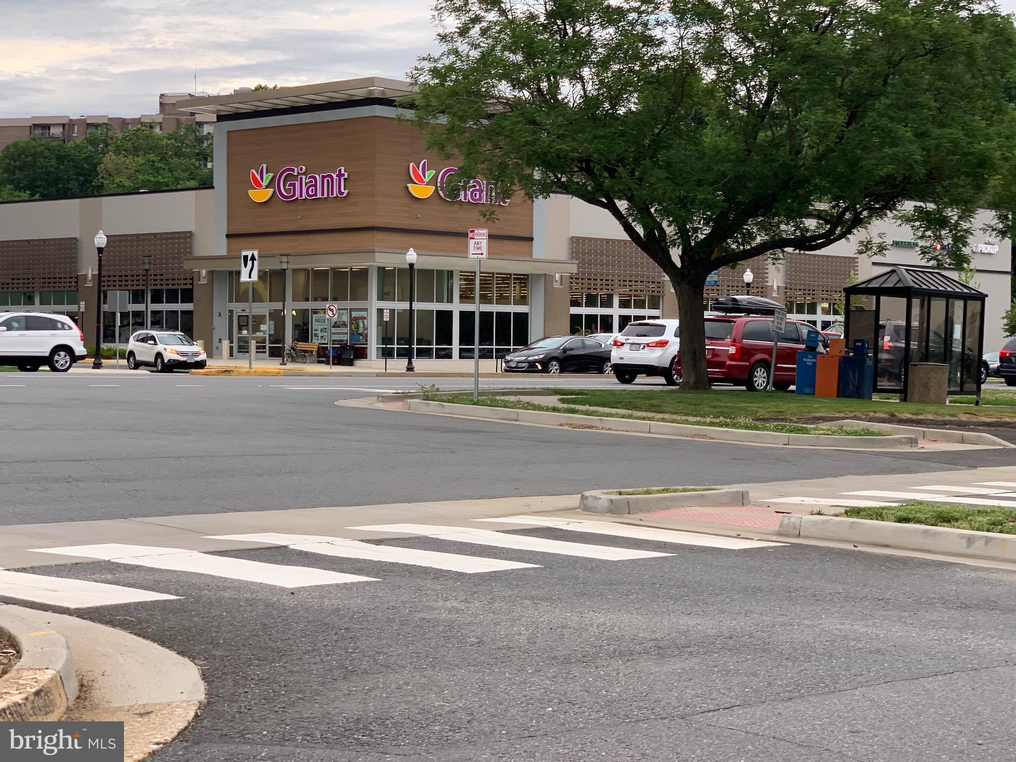 FOXCROFT COLONY CONDOS - Residential