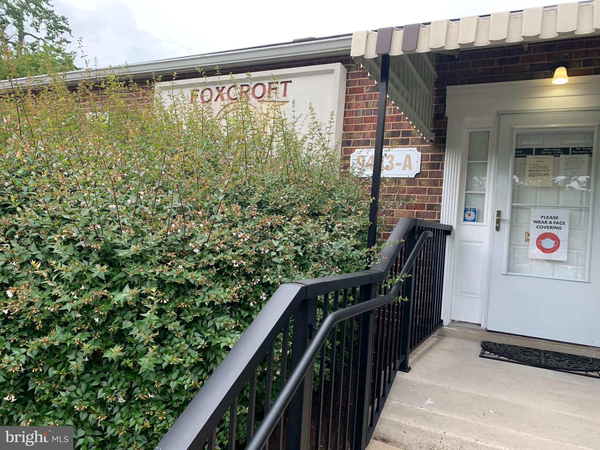 FOXCROFT COLONY CONDOS - Residential