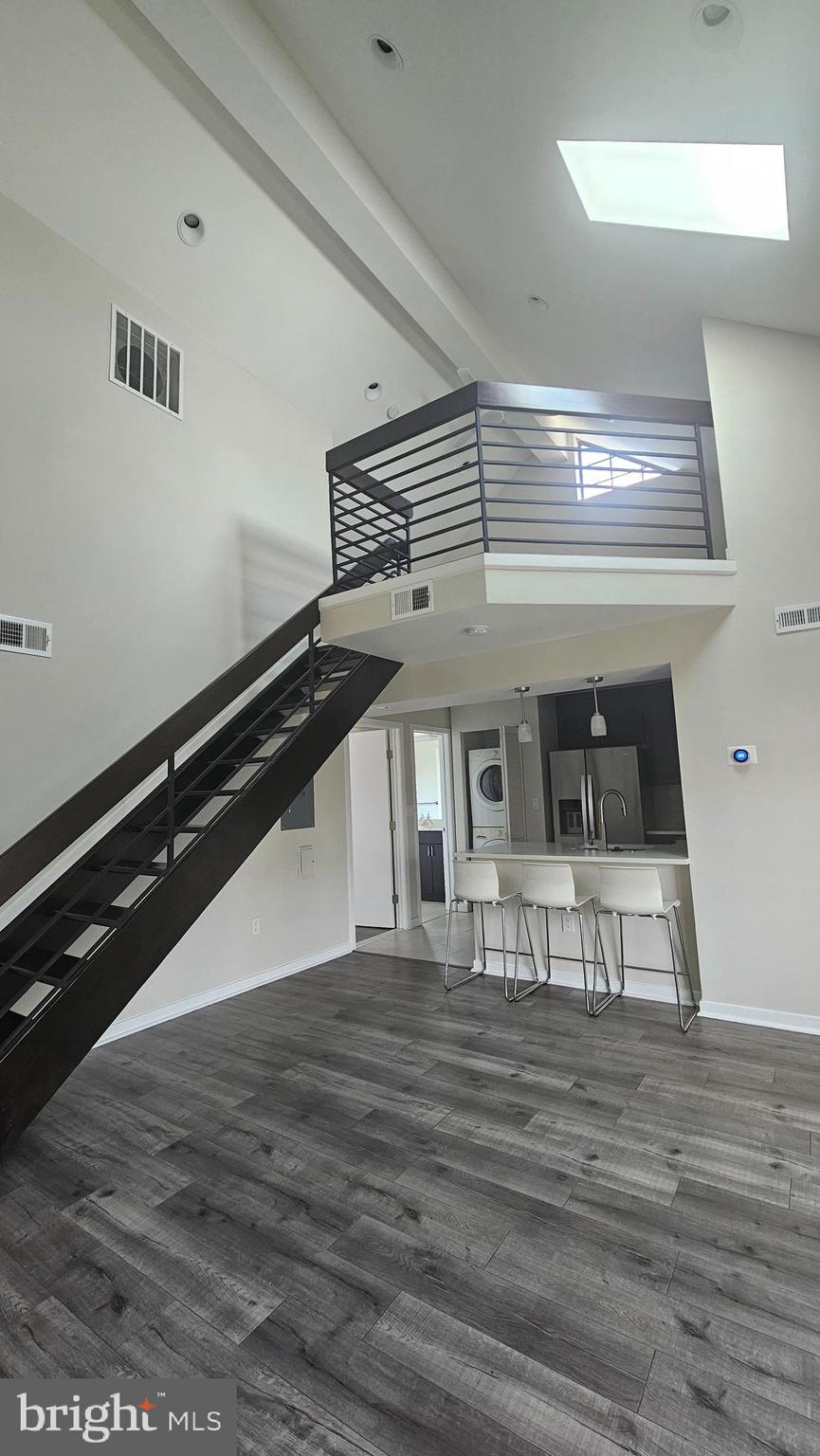 THE TIERS OF LAUREL LAKE - Residential