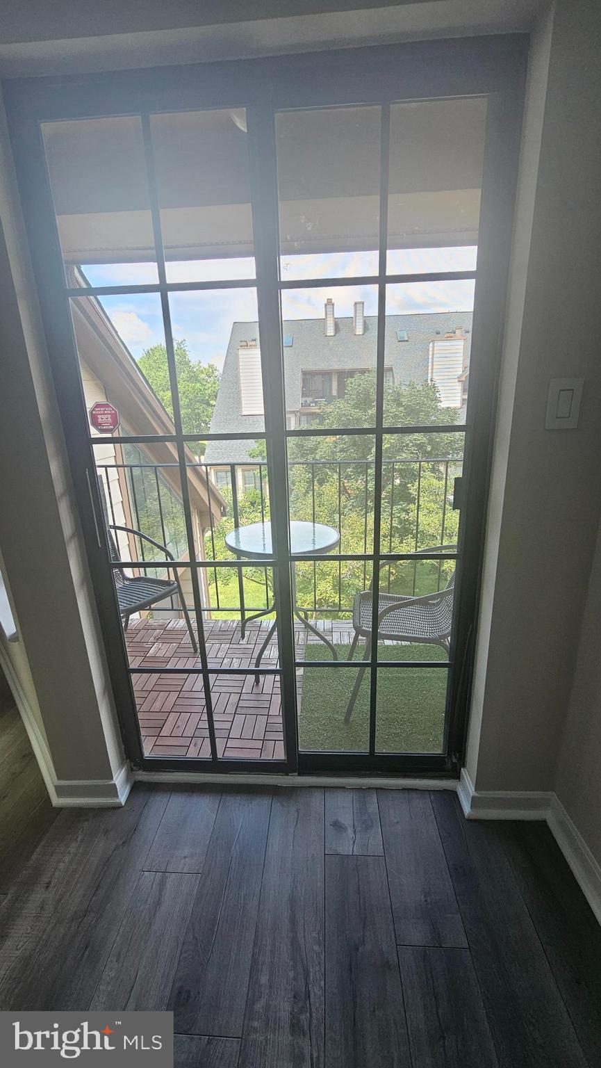 THE TIERS OF LAUREL LAKE - Residential