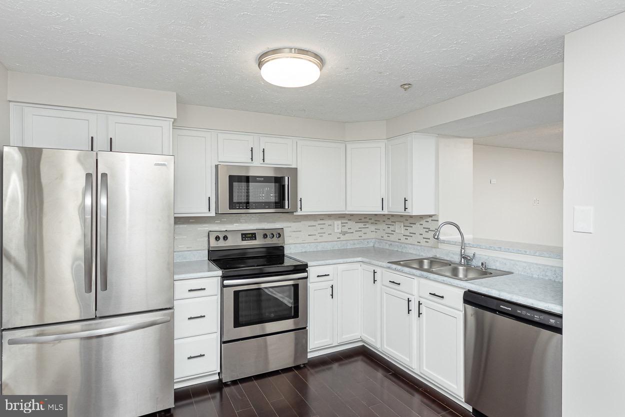 SHIPLEY MEADOWS - Residential