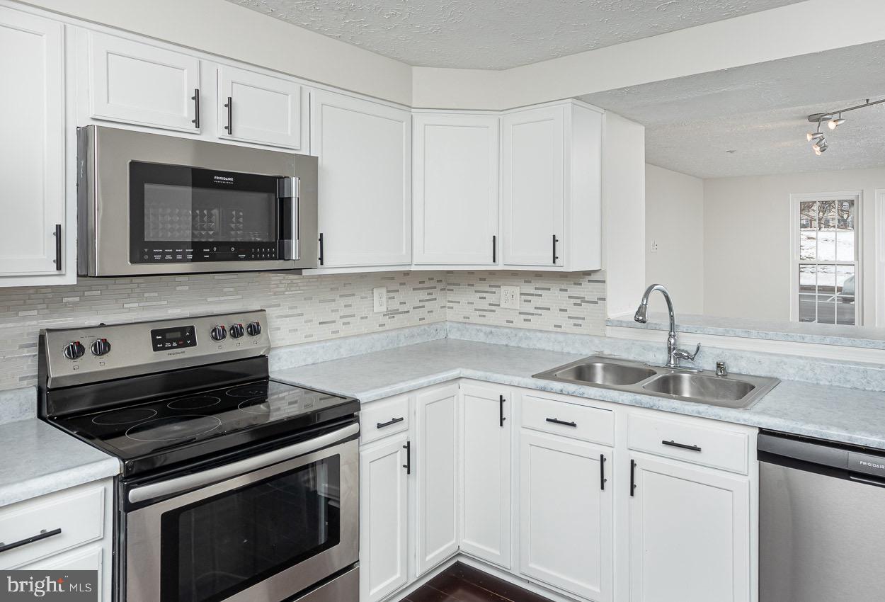 SHIPLEY MEADOWS - Residential