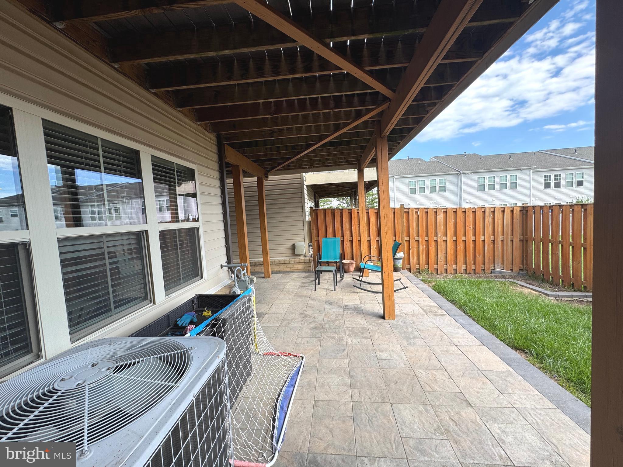 BRAMBLETON AT EMERALD RIDGE - Residential Lease