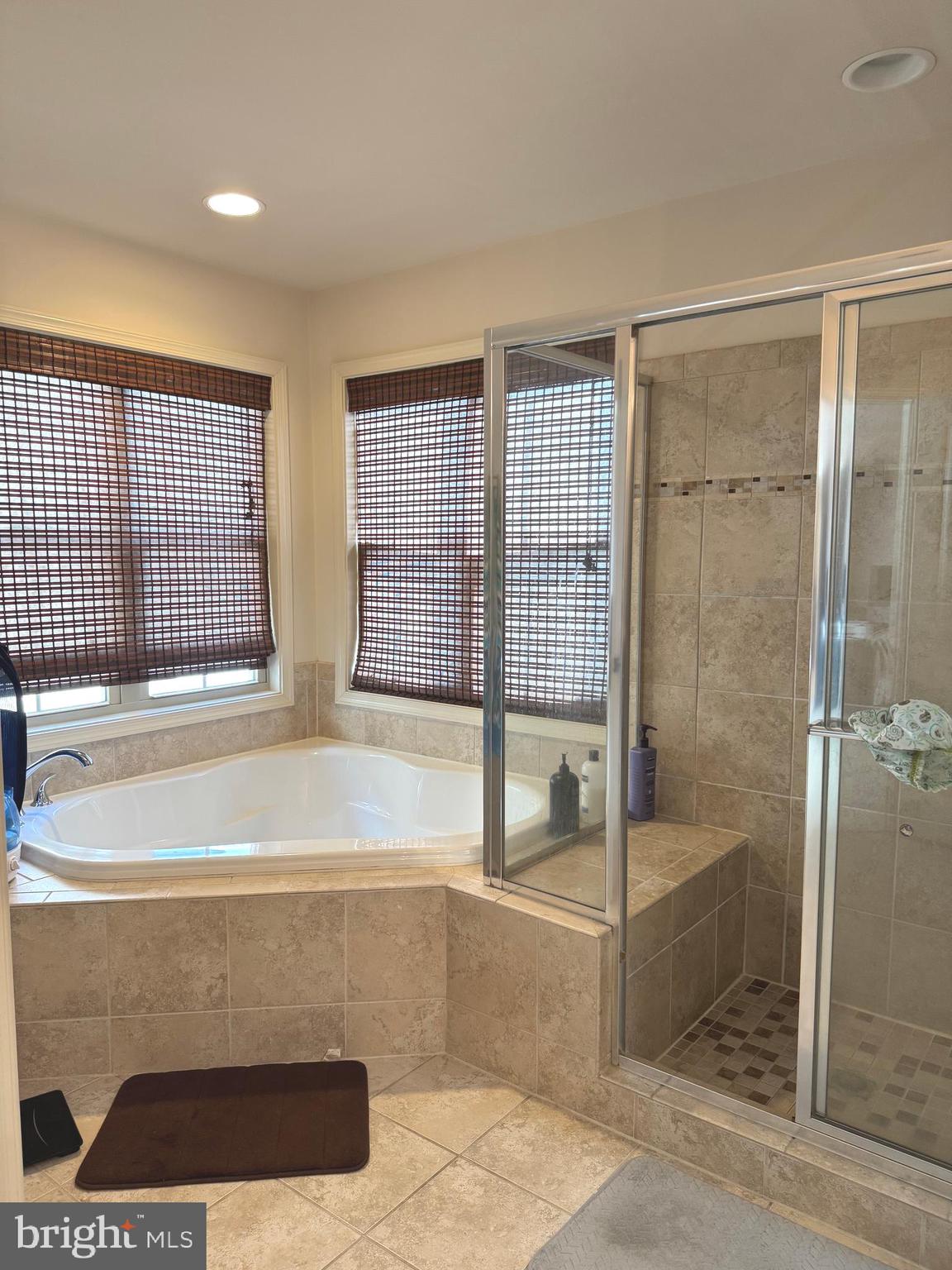 BRAMBLETON AT EMERALD RIDGE - Residential Lease