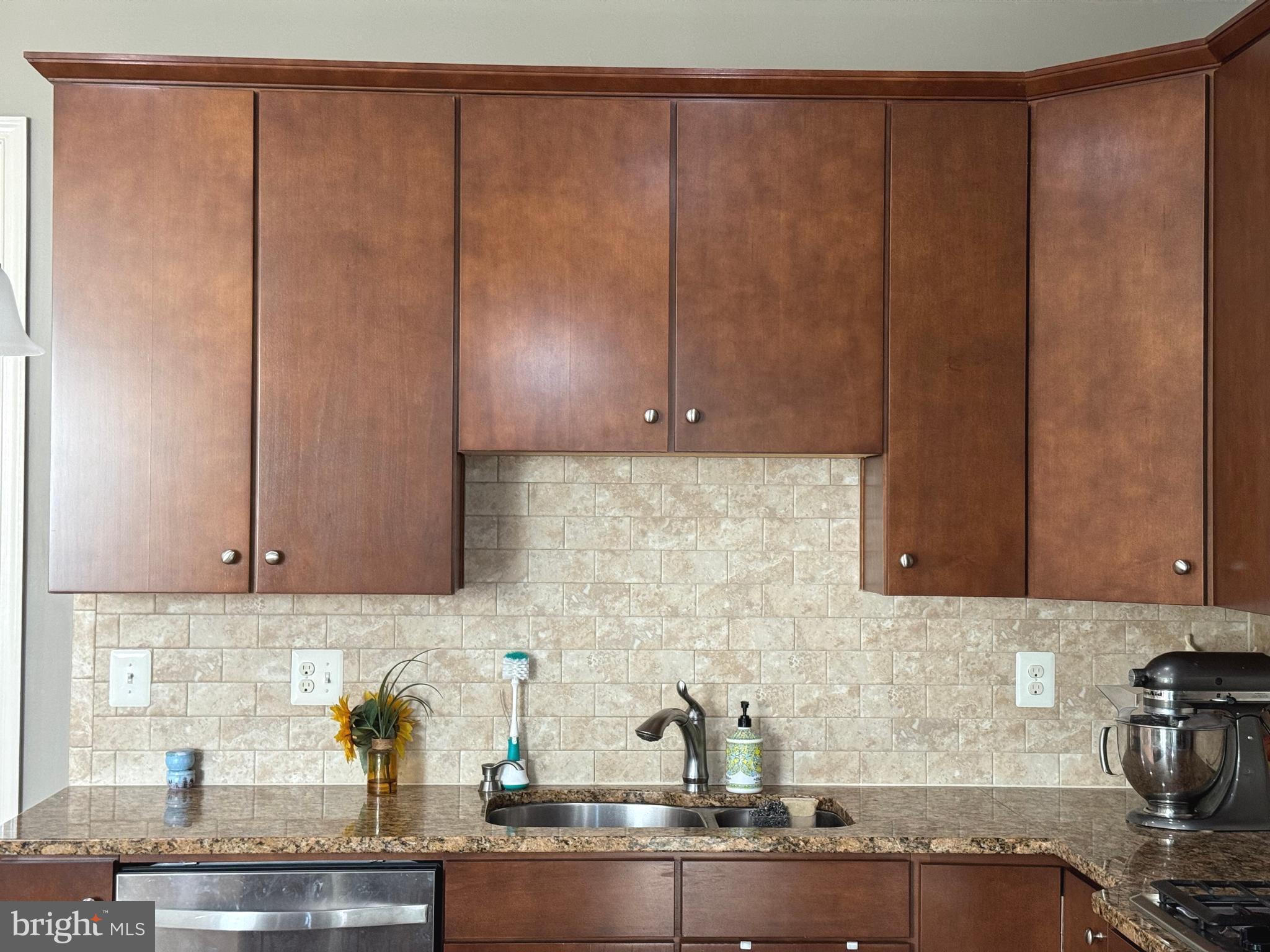 BRAMBLETON AT EMERALD RIDGE - Residential Lease