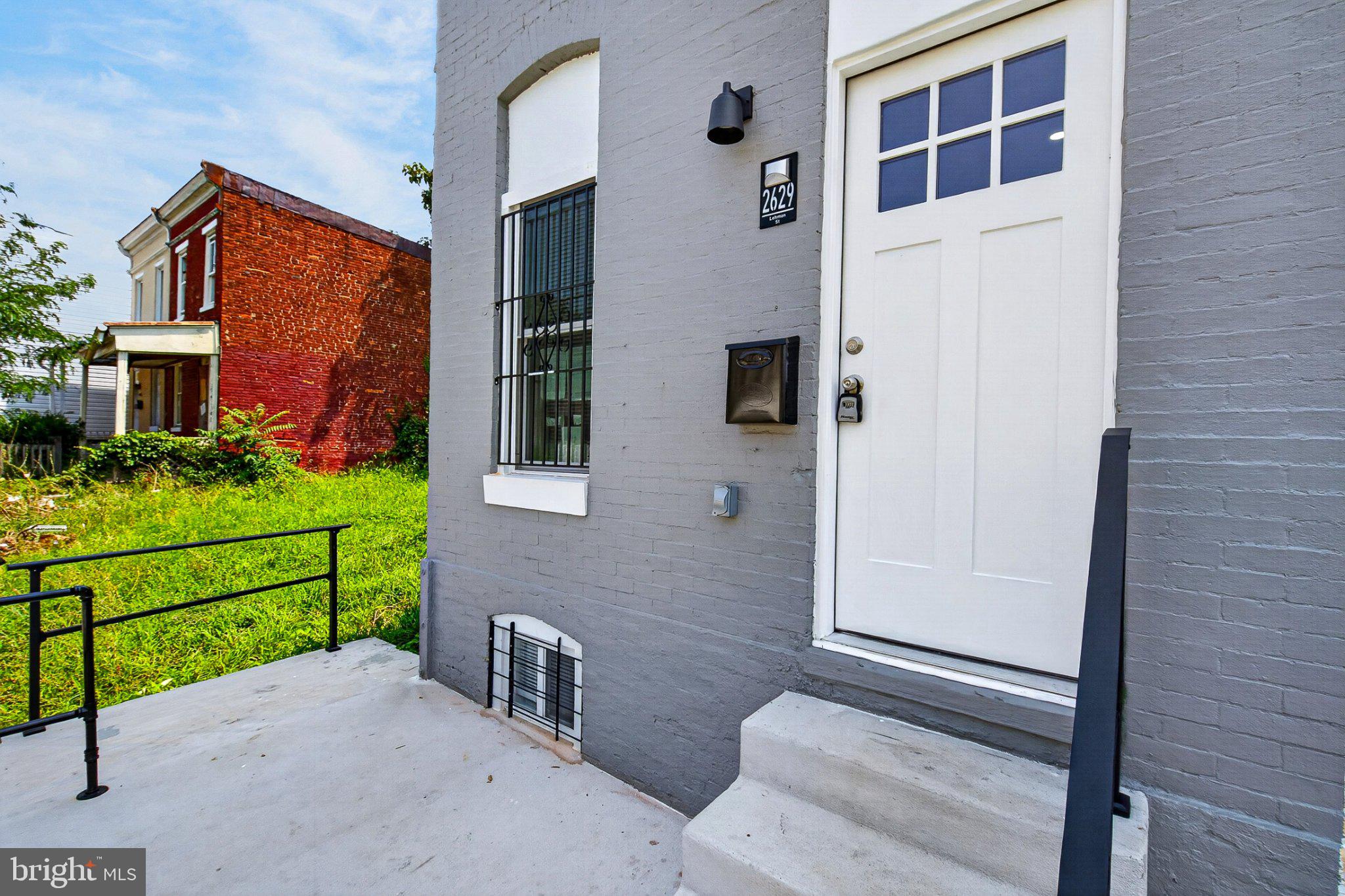 2629 LEHMAN STREET