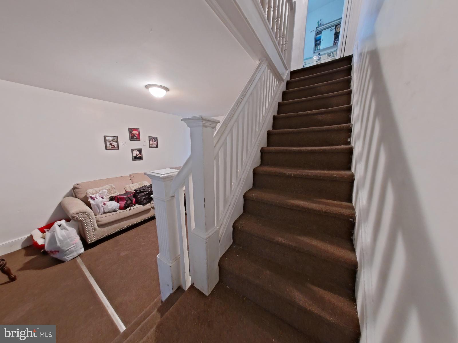 KENSINGTON - Residential