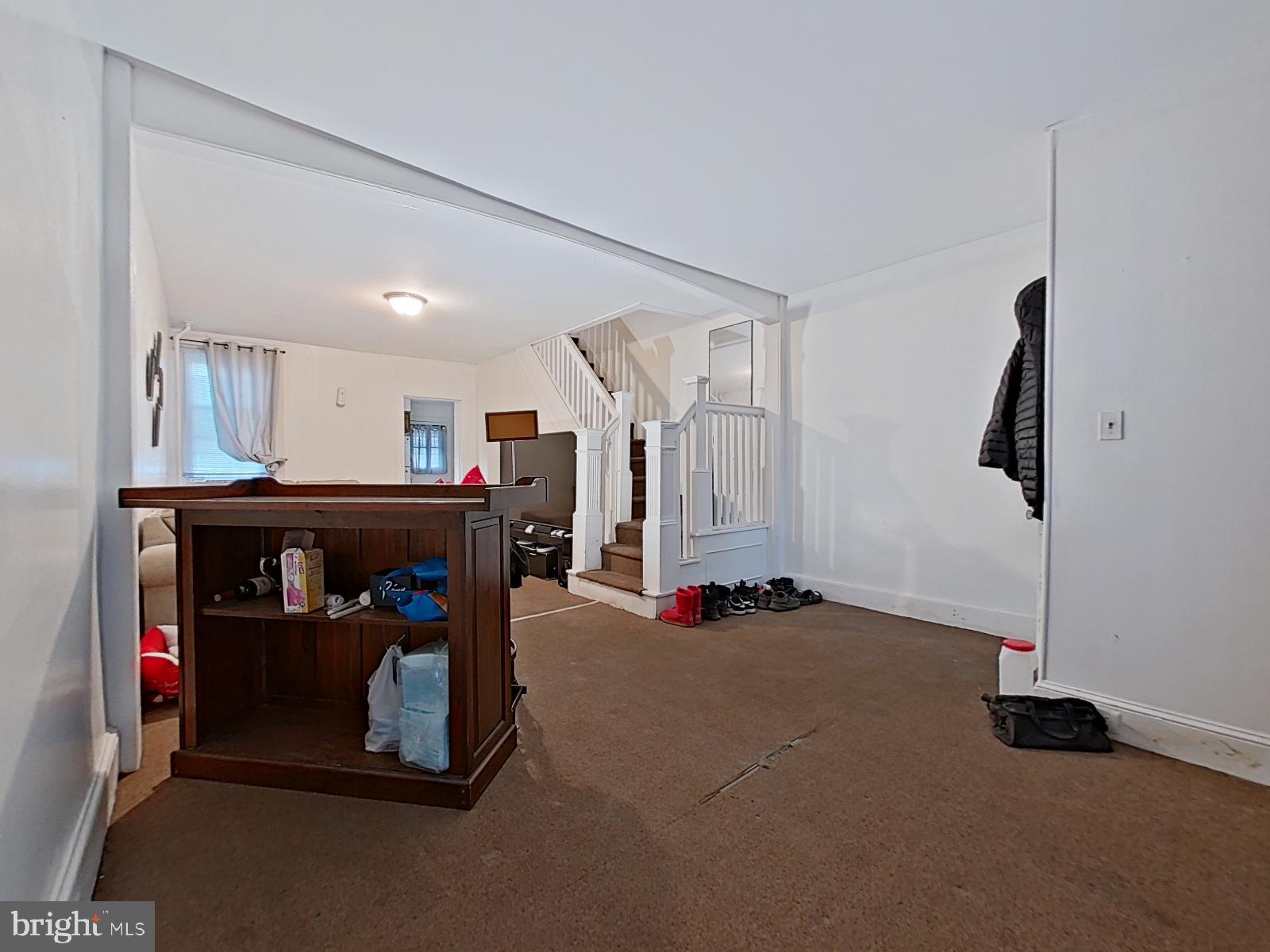 KENSINGTON - Residential