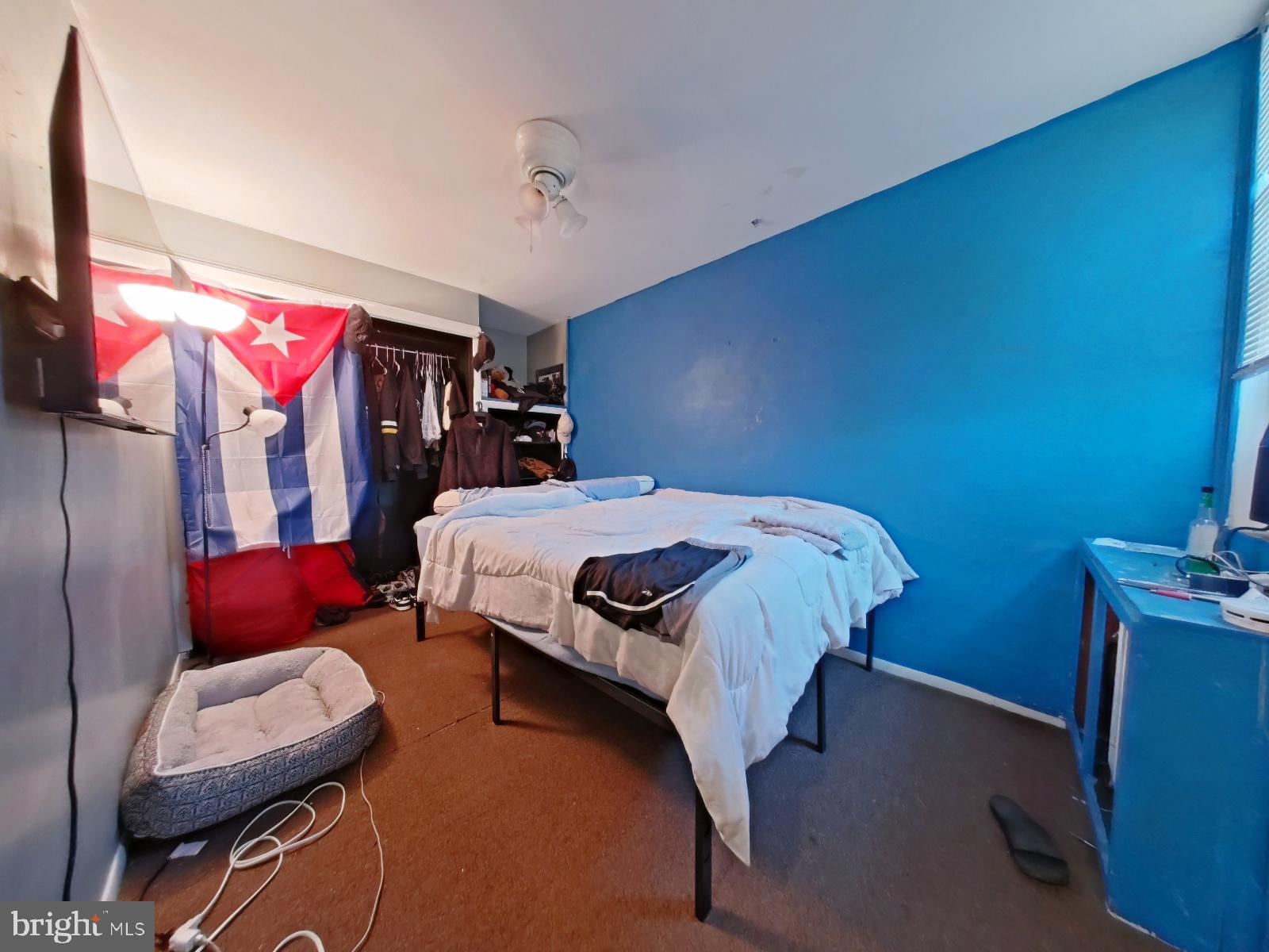 KENSINGTON - Residential