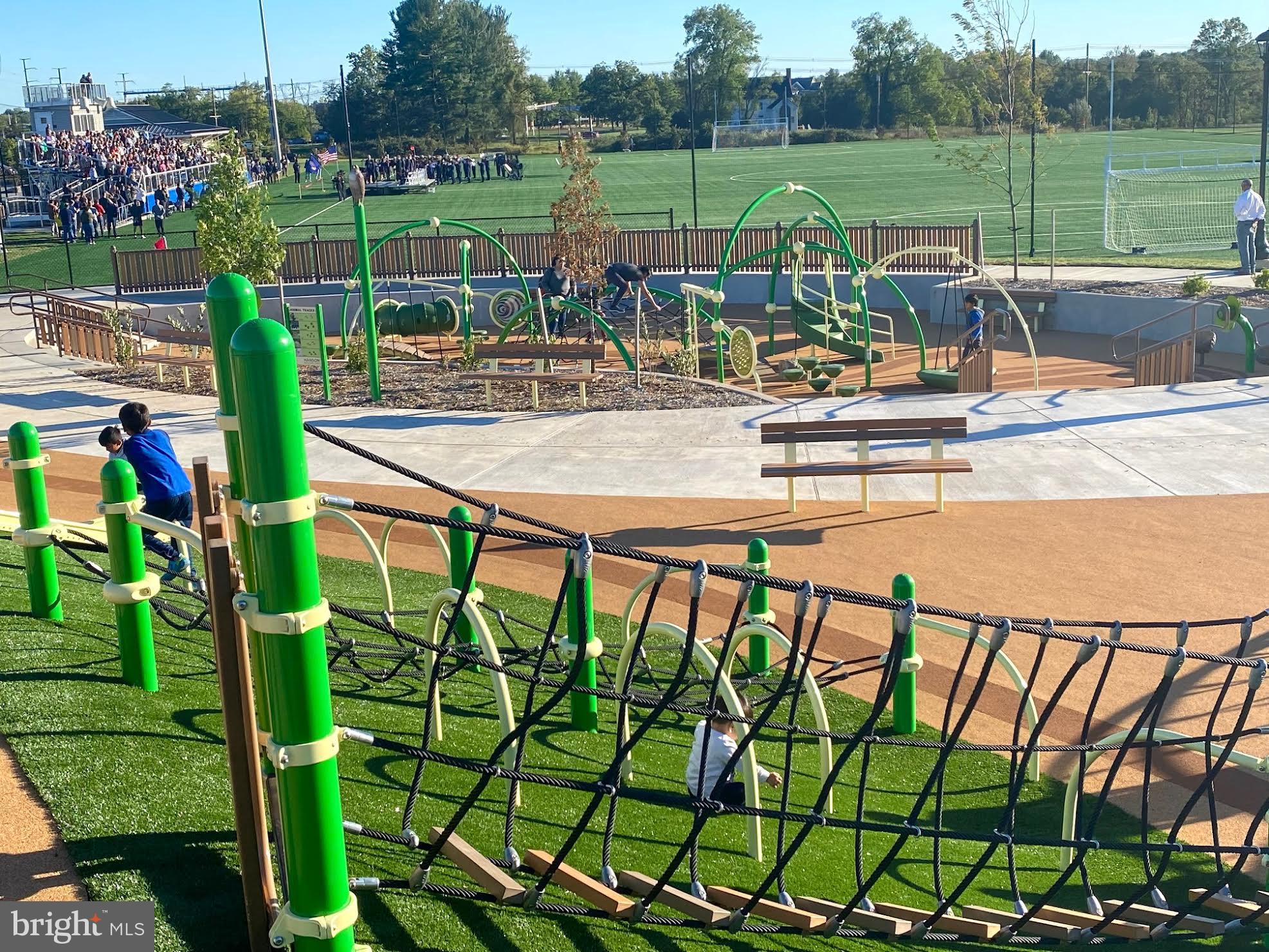 RIDGES AT LOUDOUN VALLEY - Residential