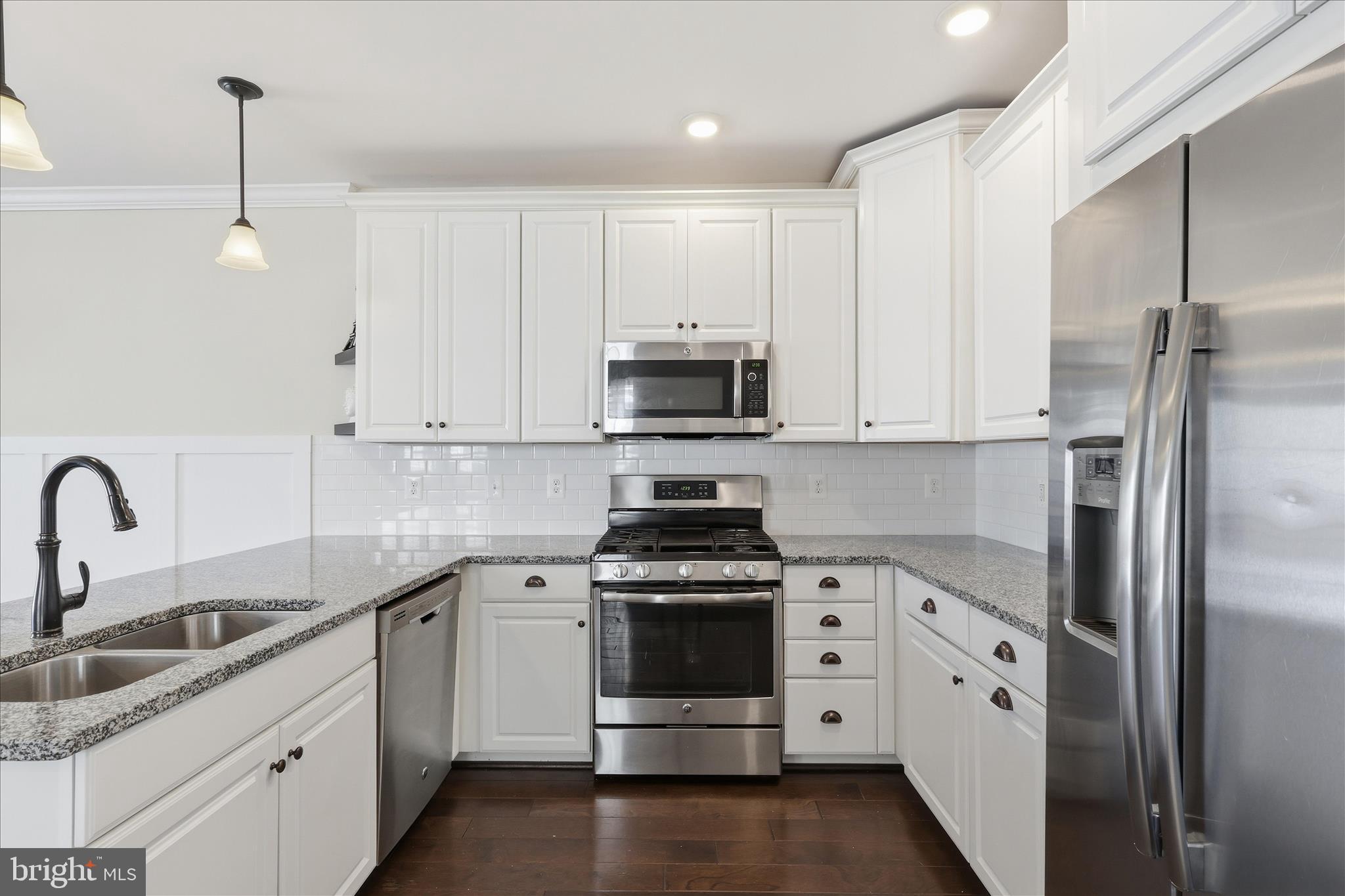 RIDGES AT LOUDOUN VALLEY - Residential