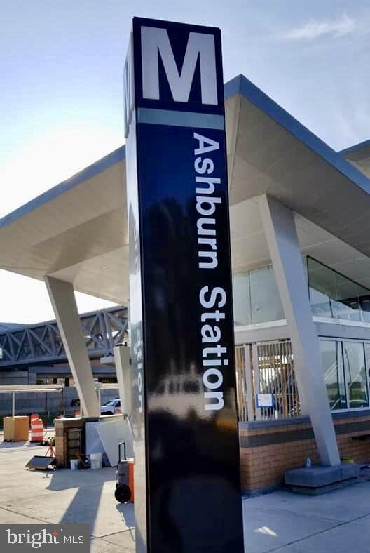 RIDGES AT LOUDOUN VALLEY - Residential