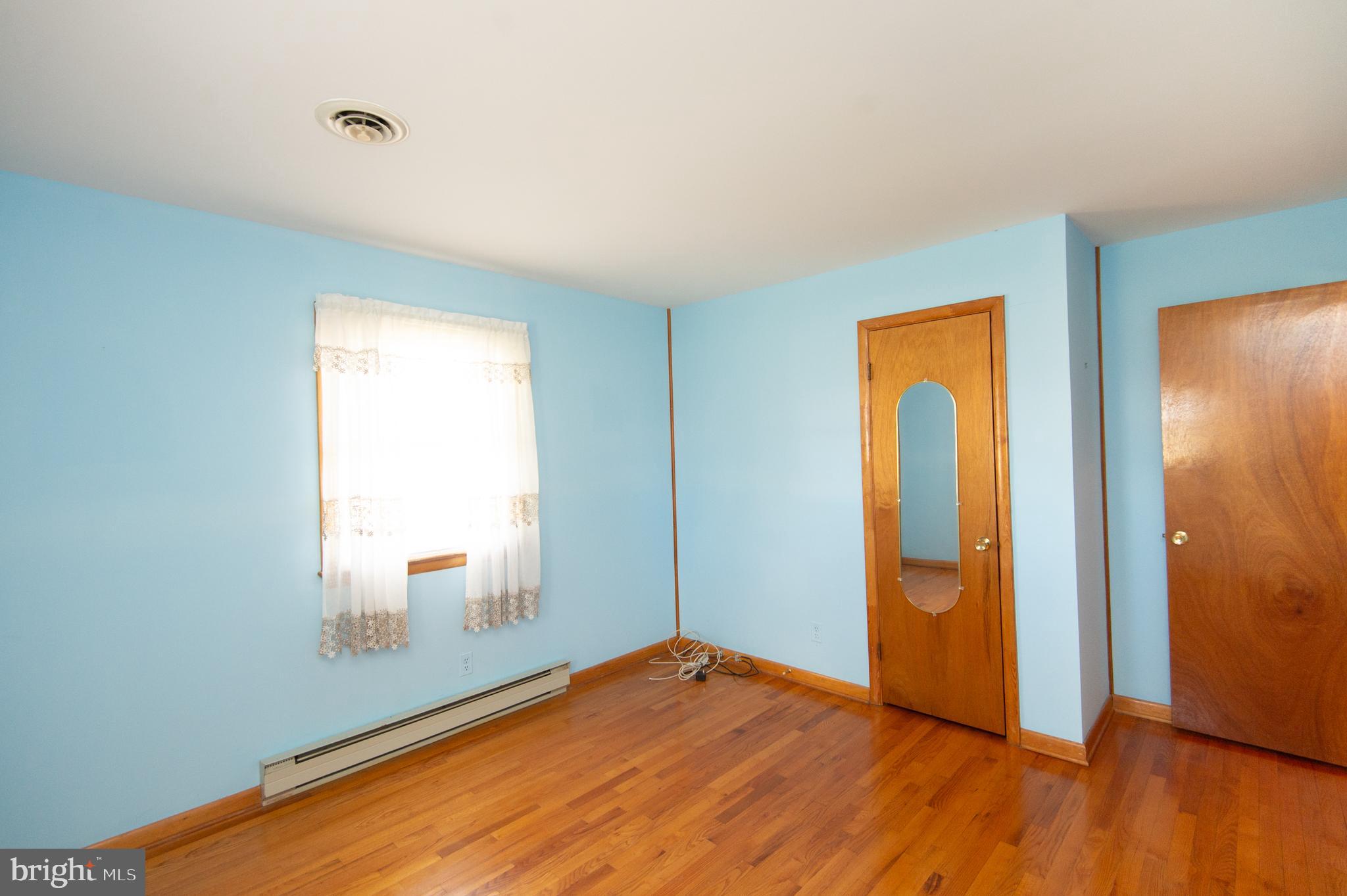 CAMBRIDGE - Residential