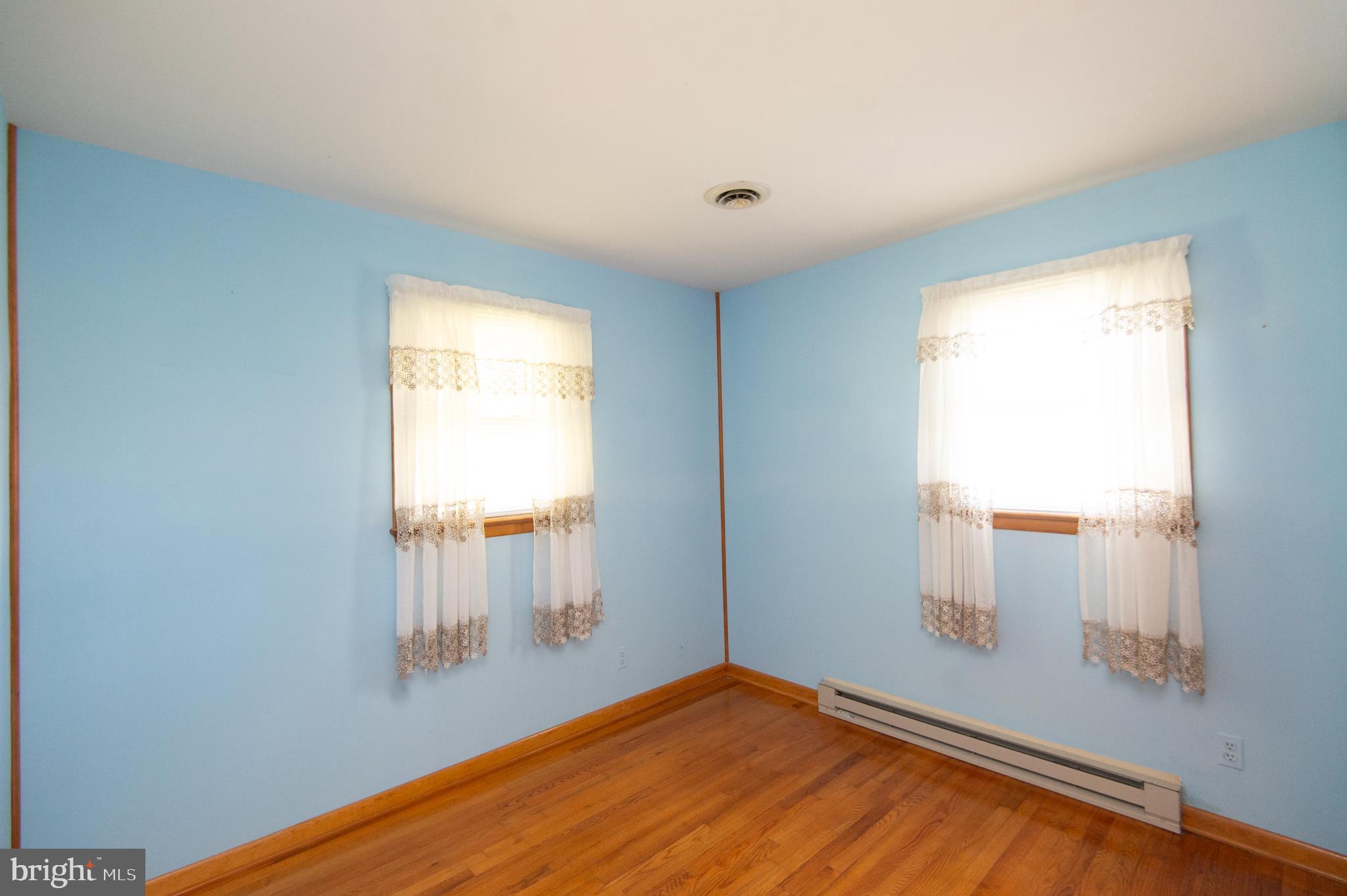 CAMBRIDGE - Residential