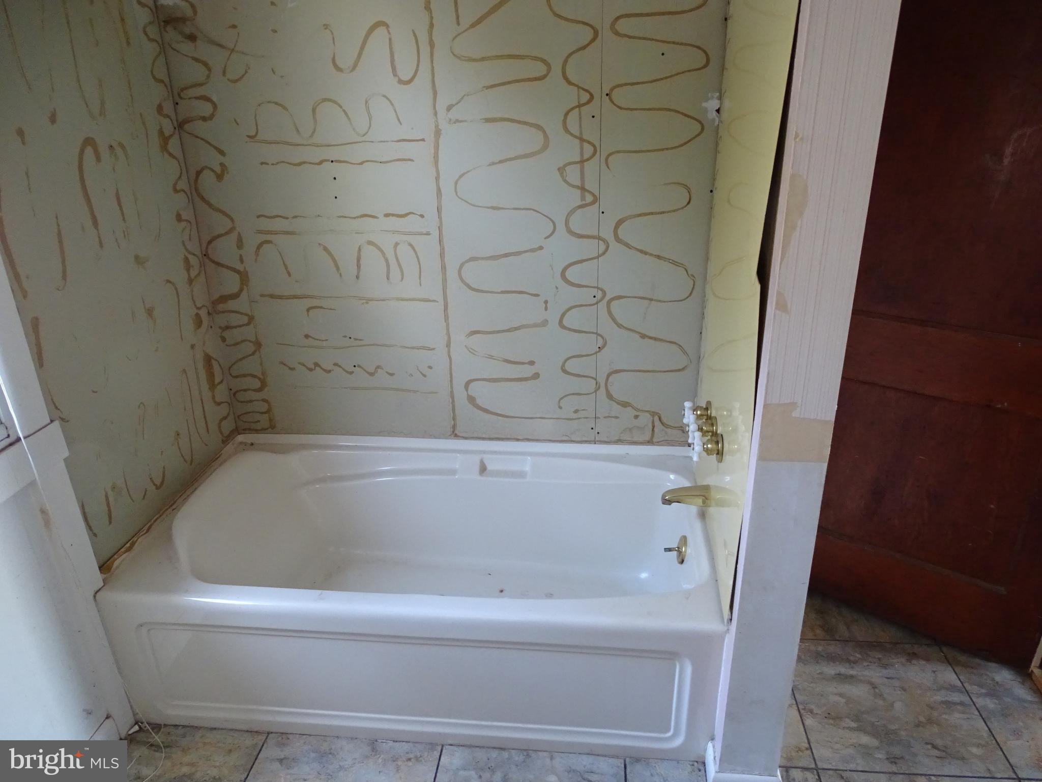 HOPEWELL TWP - Residential