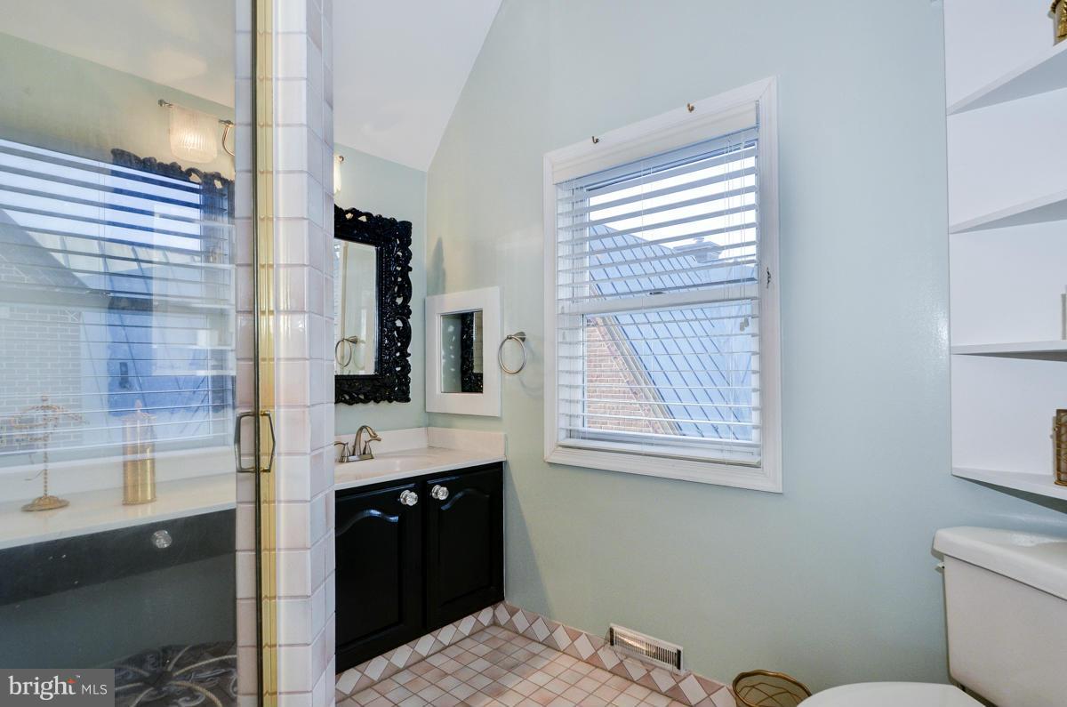 TORPEDO FACTORY - Residential