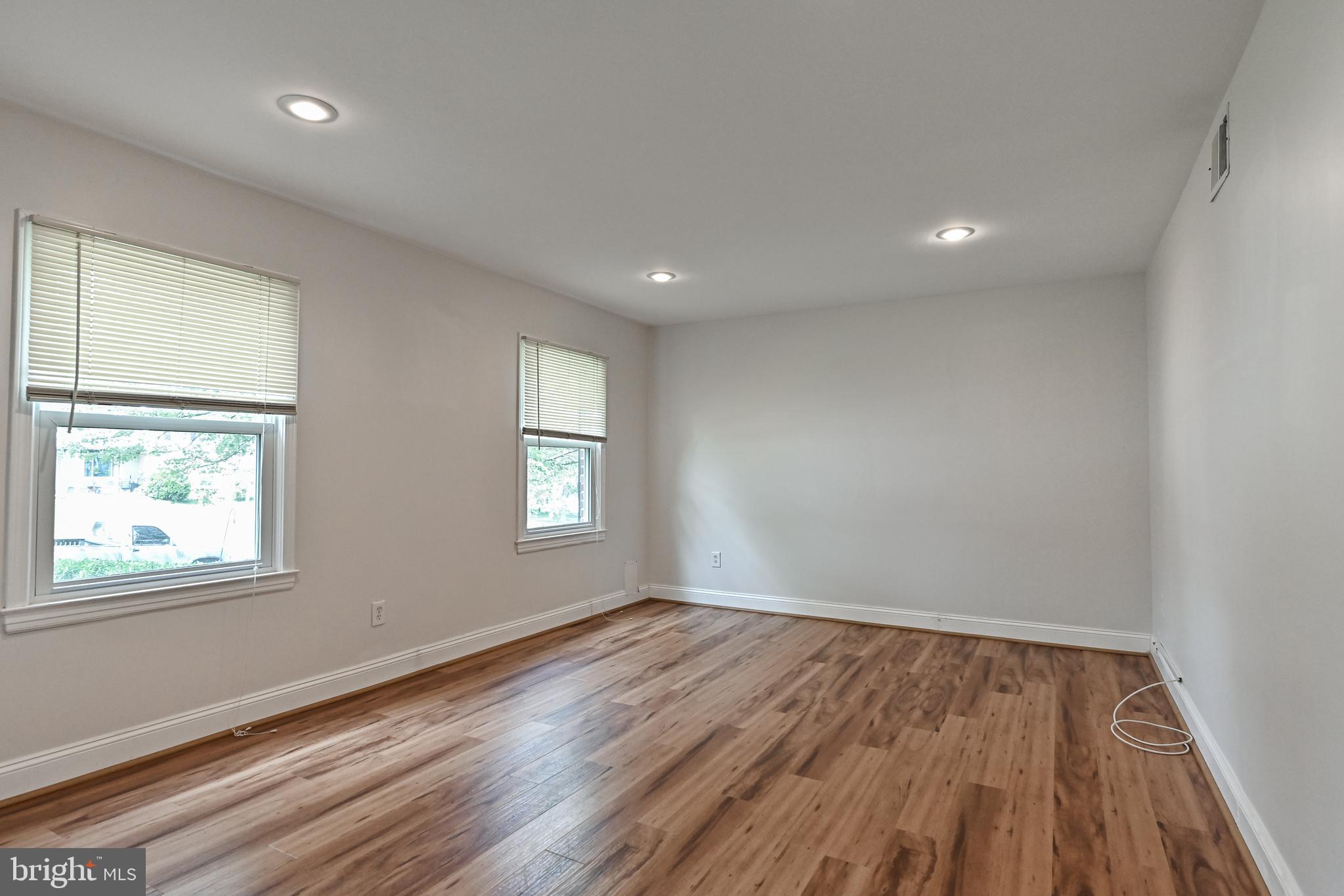 STERLING  PARK - Residential