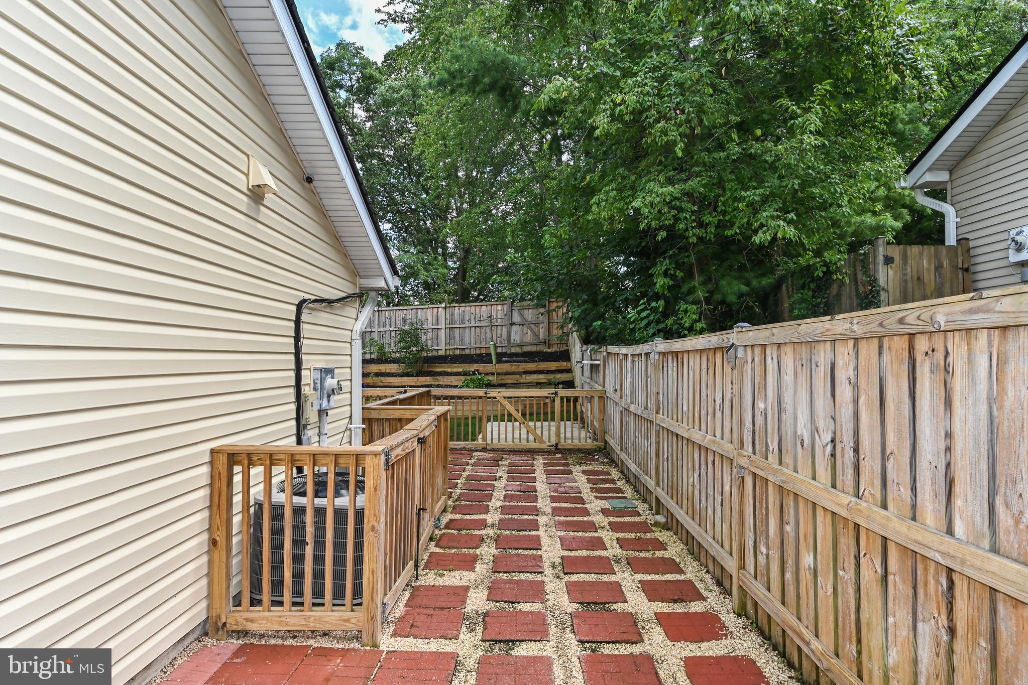 STERLING  PARK - Residential