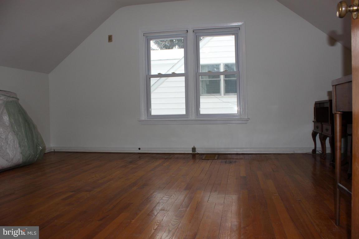 ABBEYVILLE MANOR - Residential