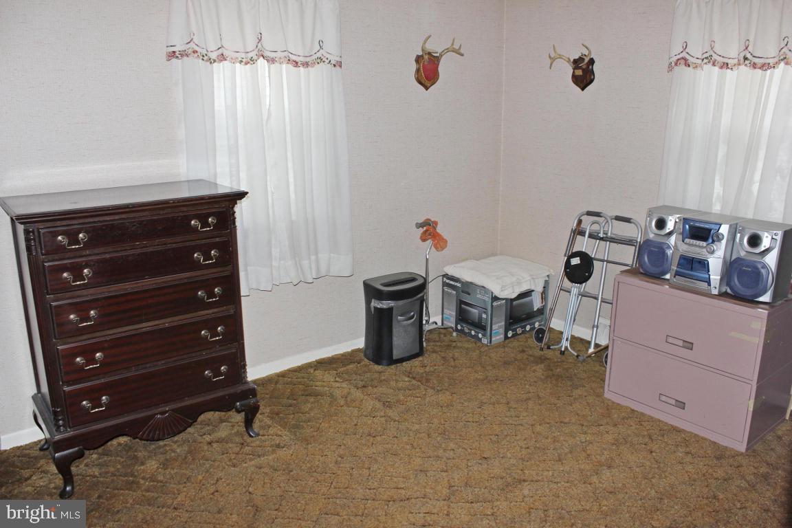 ABBEYVILLE MANOR - Residential