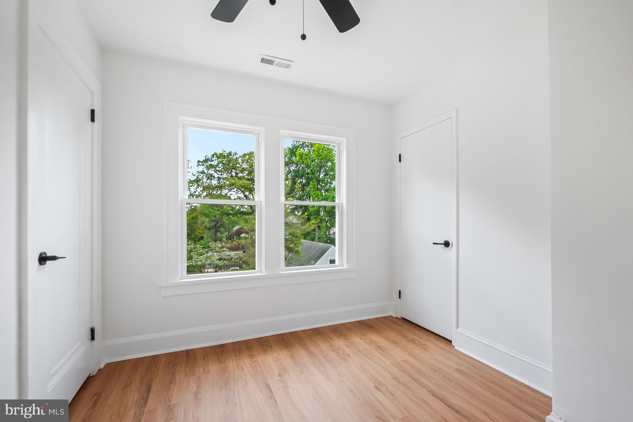 WHITELEY - Residential