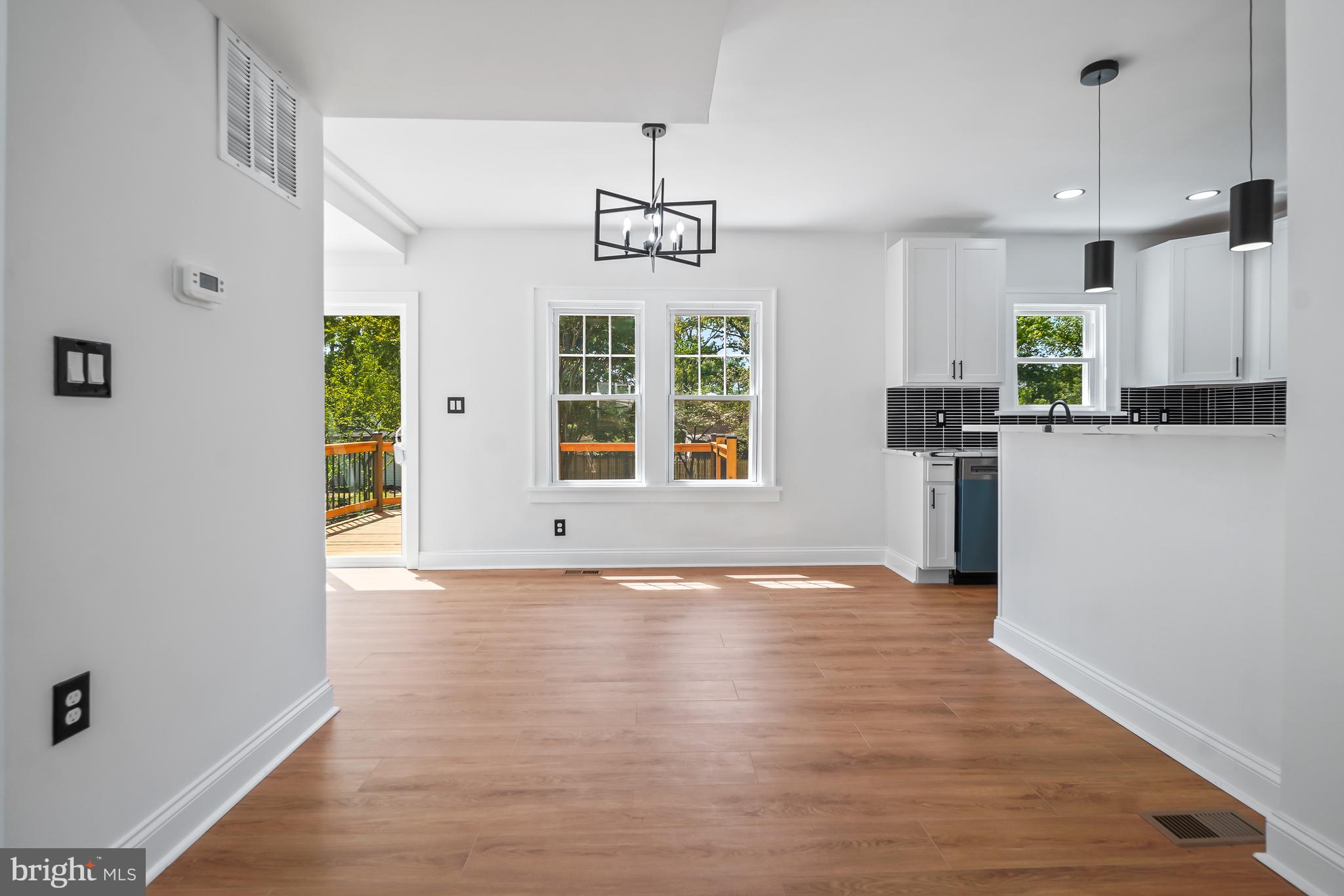 WHITELEY - Residential