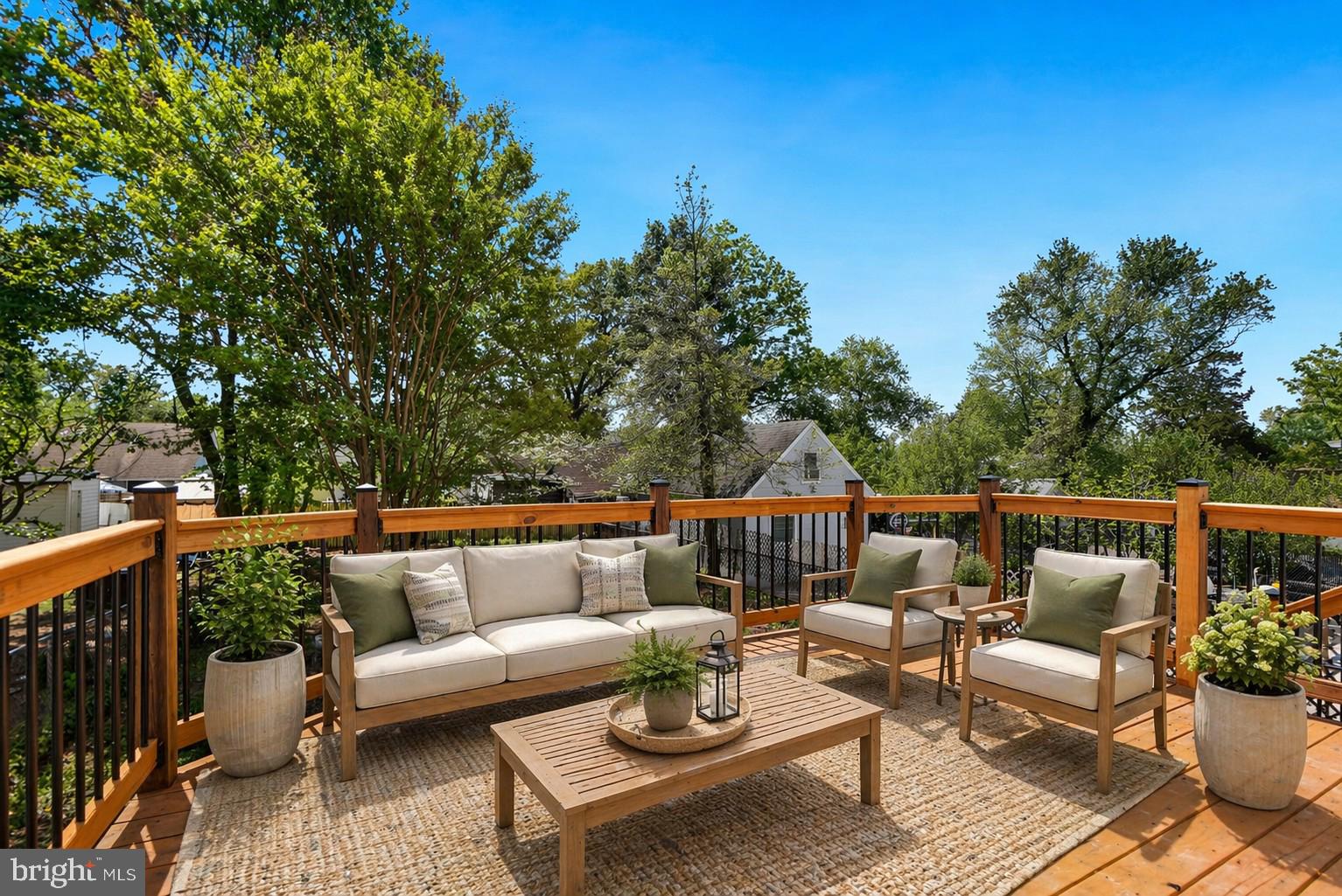 WHITELEY - Residential