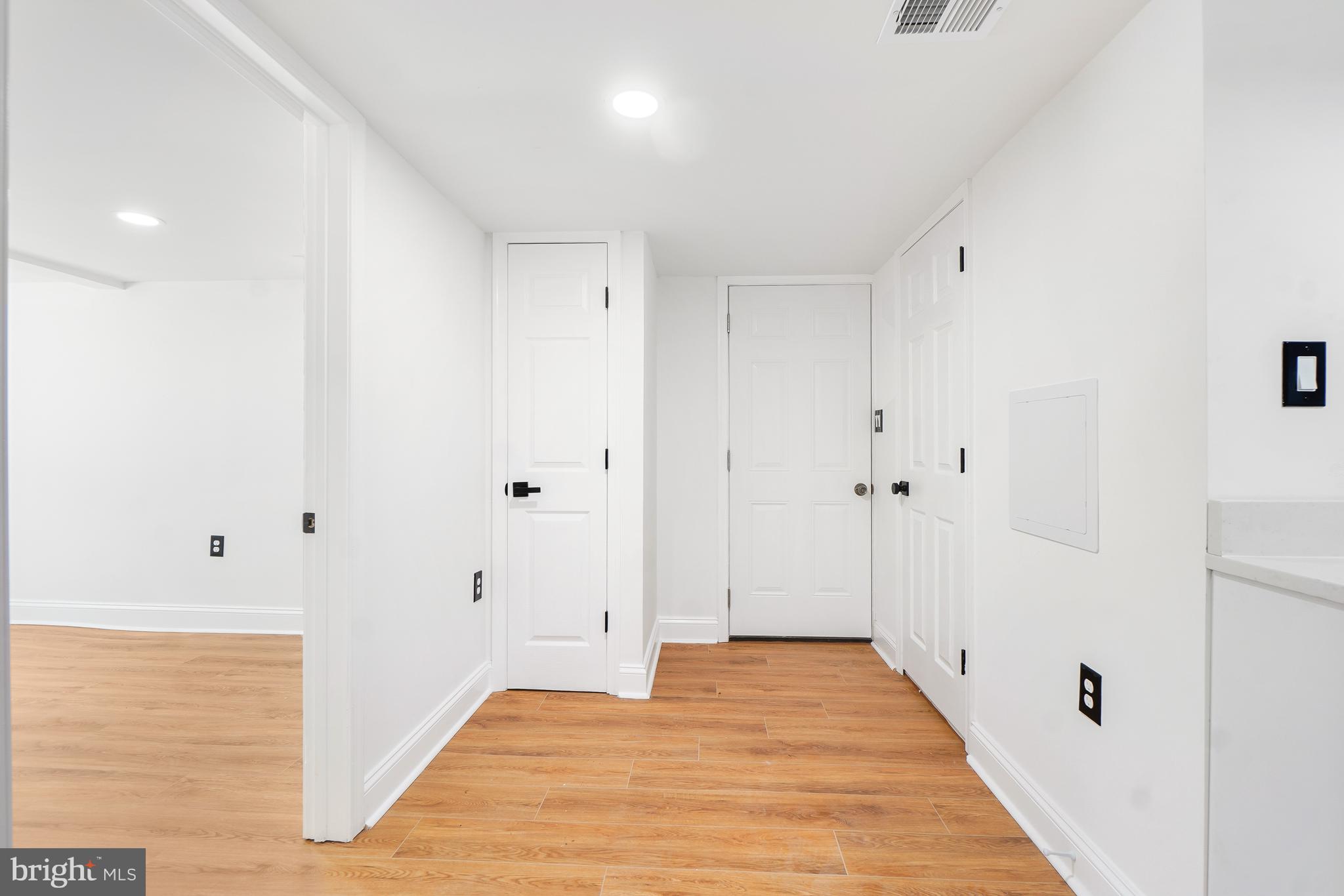 WHITELEY - Residential