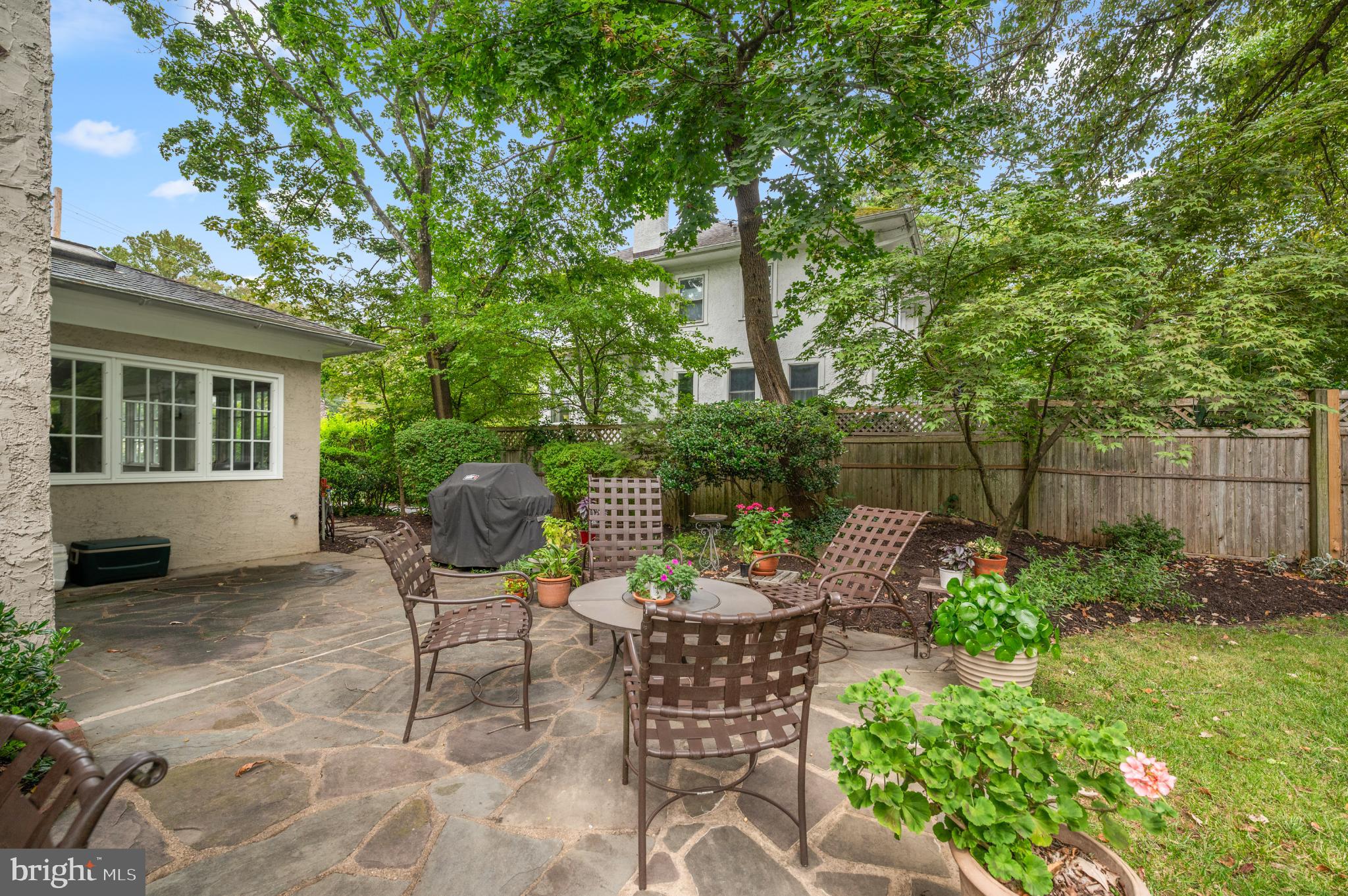 SOUTH WAYNE - Residential