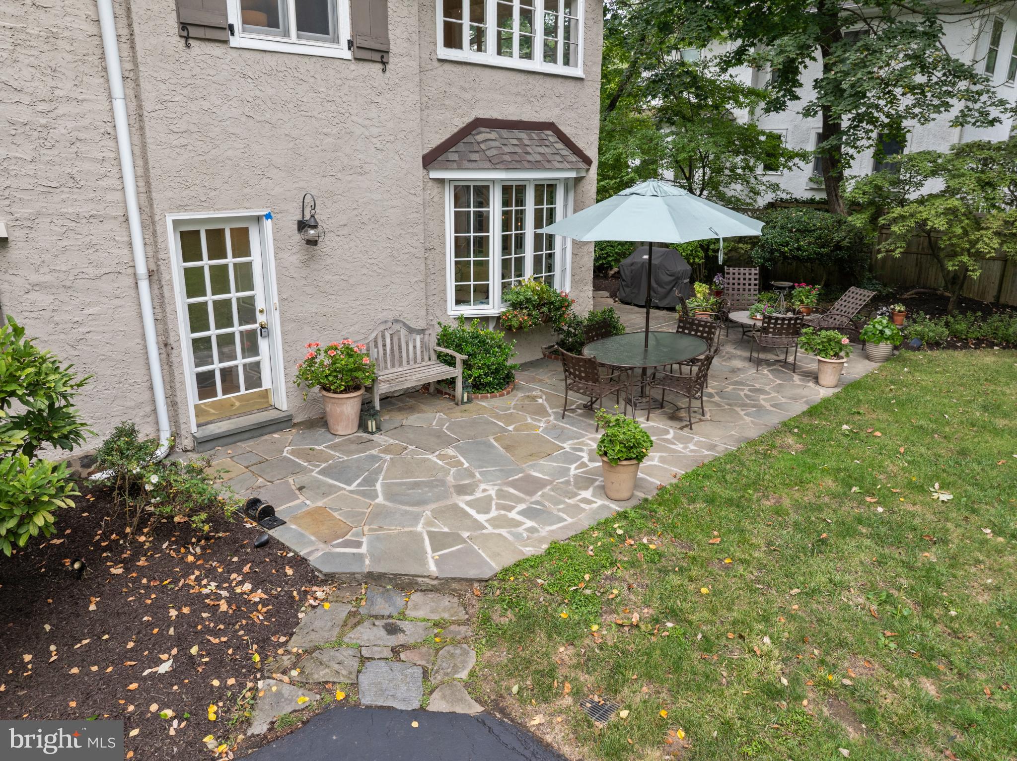 SOUTH WAYNE - Residential