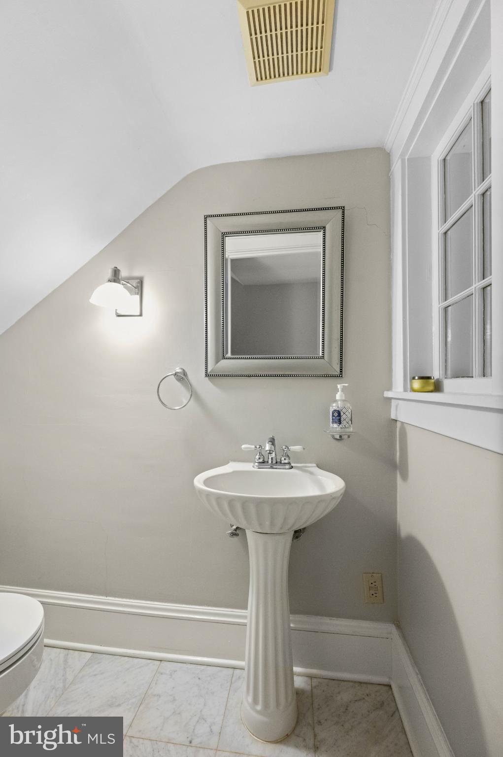 SOUTH WAYNE - Residential