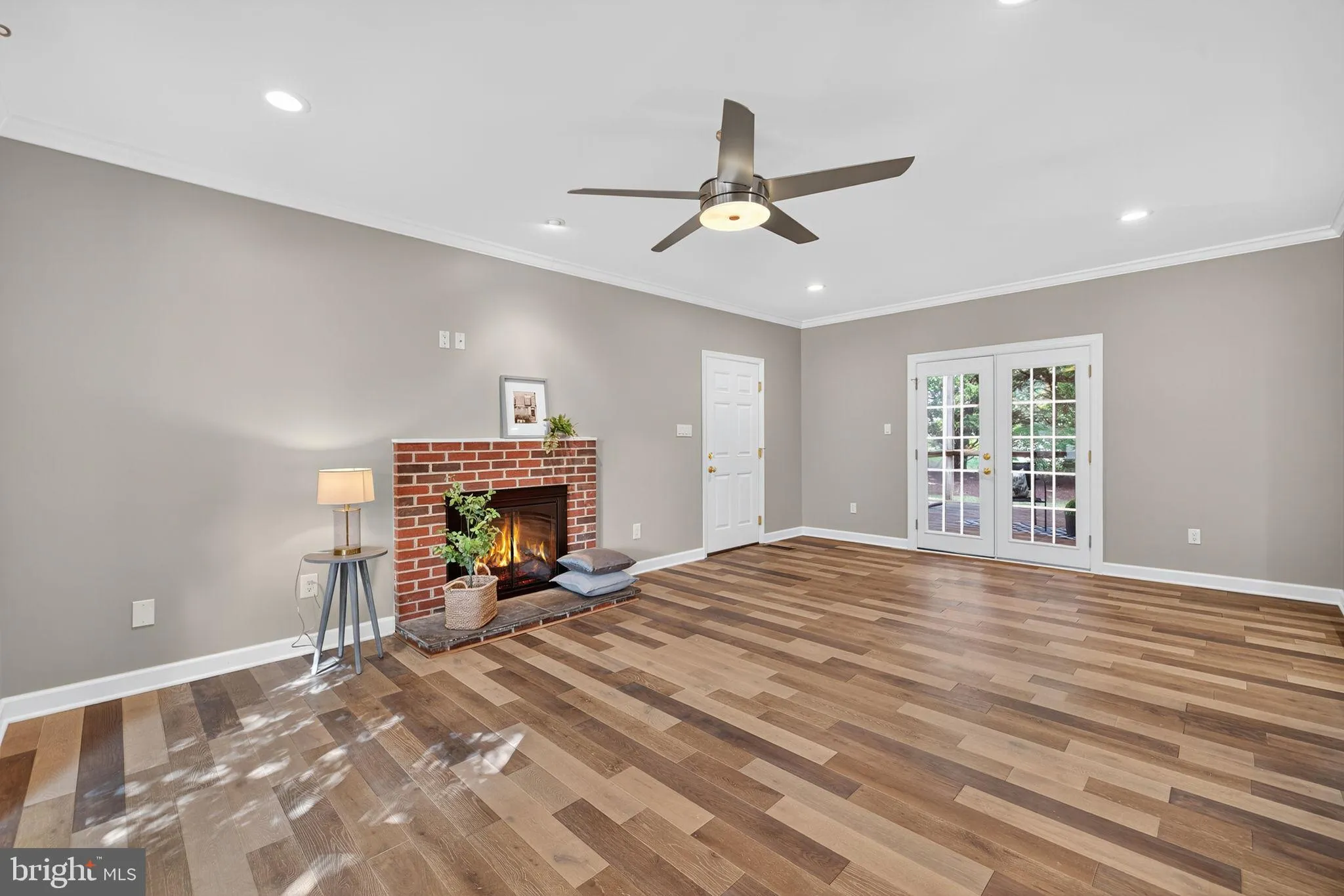 Fairfax, Virginia 22033, United States, 4 Bedrooms Bedrooms, ,4 BathroomsBathrooms,Residential,Coming Soon,224319