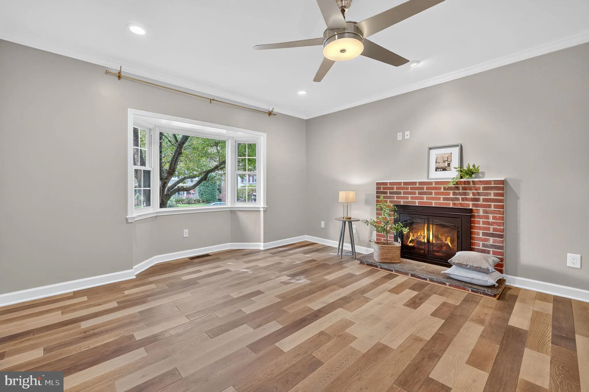 Fairfax, Virginia 22033, United States, 4 Bedrooms Bedrooms, ,4 BathroomsBathrooms,Residential,Coming Soon,224319