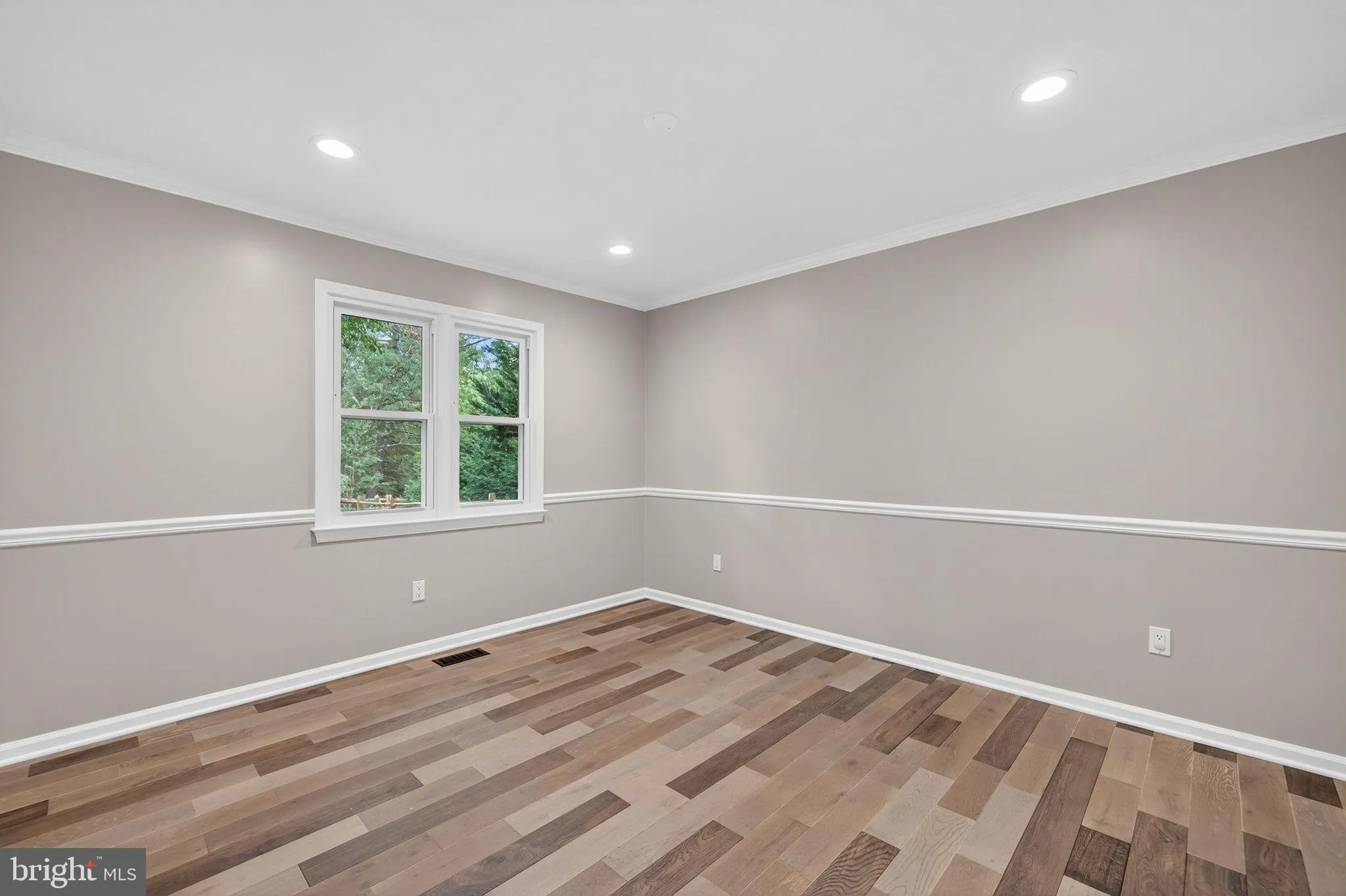 Fairfax, Virginia 22033, United States, 4 Bedrooms Bedrooms, ,4 BathroomsBathrooms,Residential,Coming Soon,224319