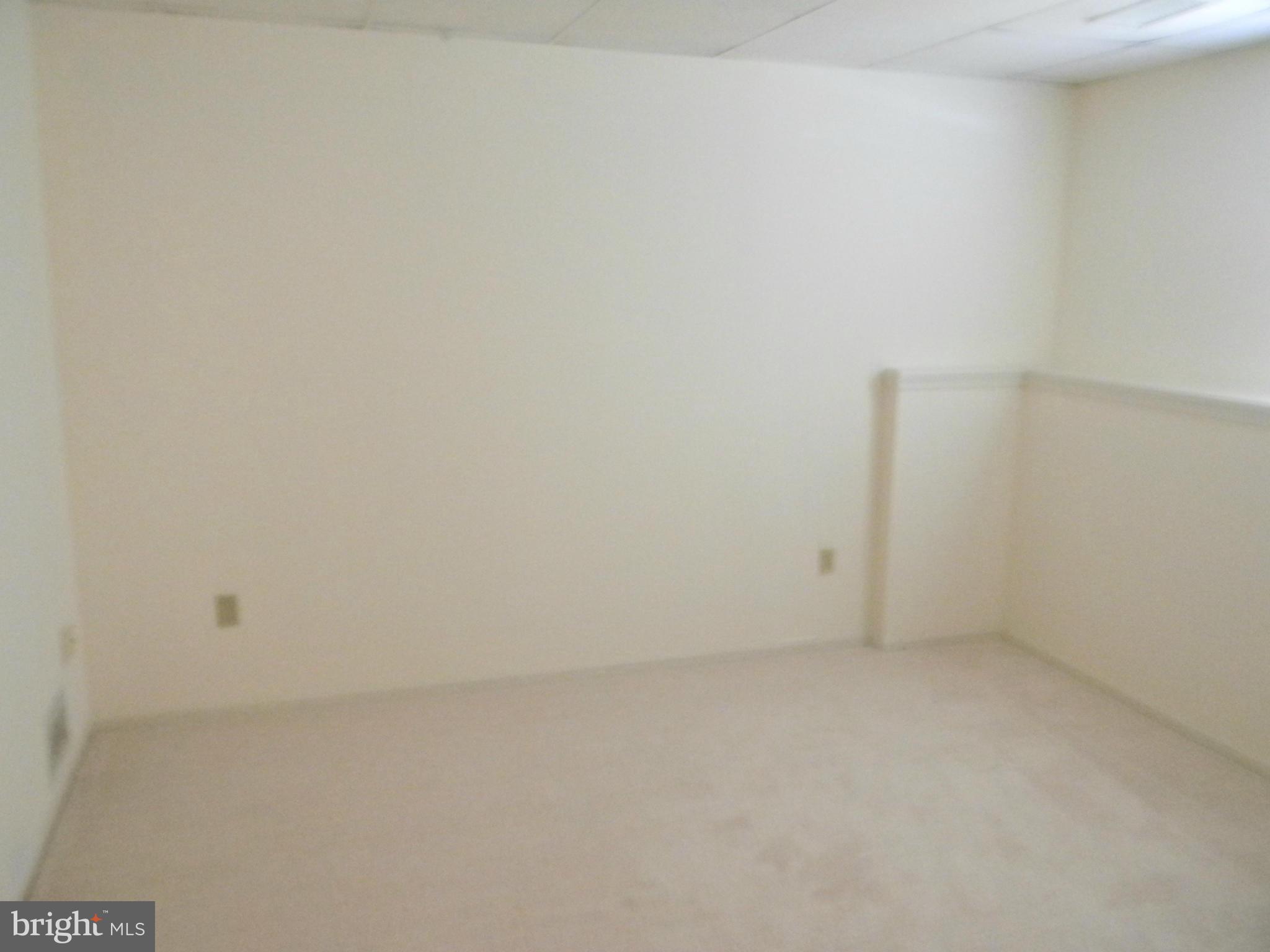 QUAIL HOLLOW - Residential