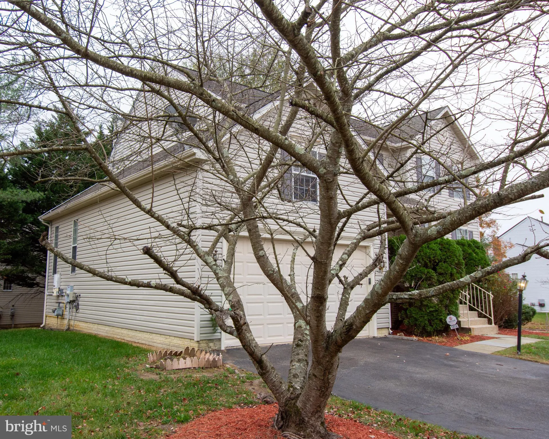 Upper Marlboro, Maryland 20774, United States, 4 Bedrooms Bedrooms, ,4 BathroomsBathrooms,Residential,Active,33253