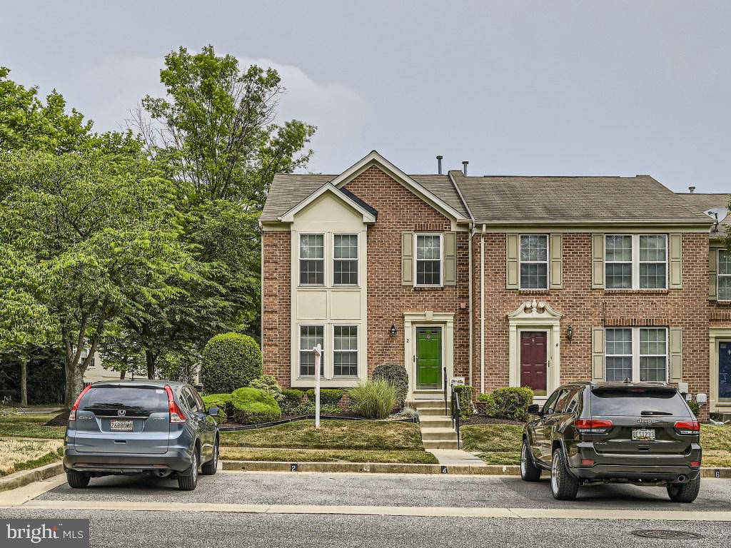 NEWTOWN - Residential