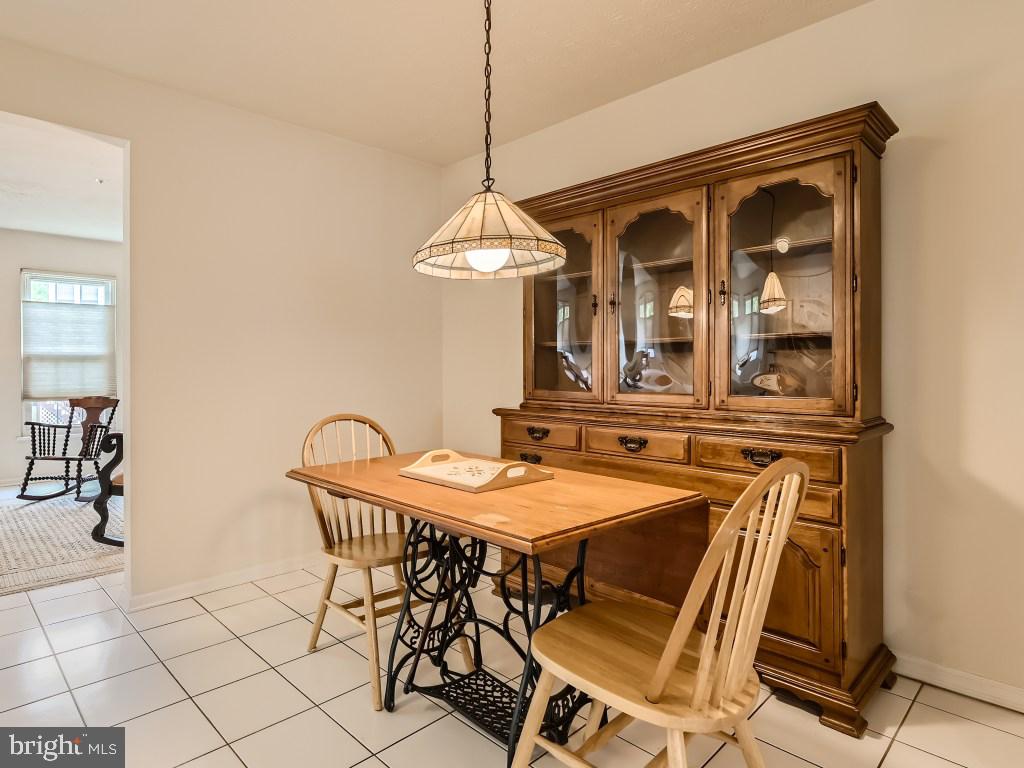 NEWTOWN - Residential