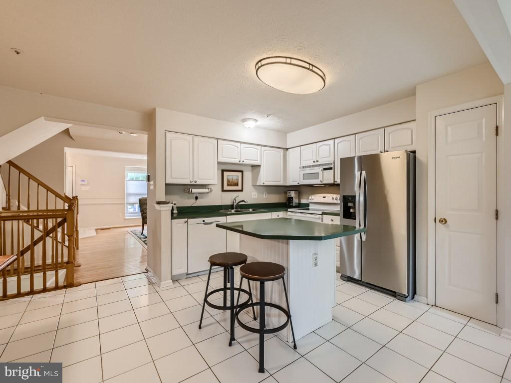 NEWTOWN - Residential