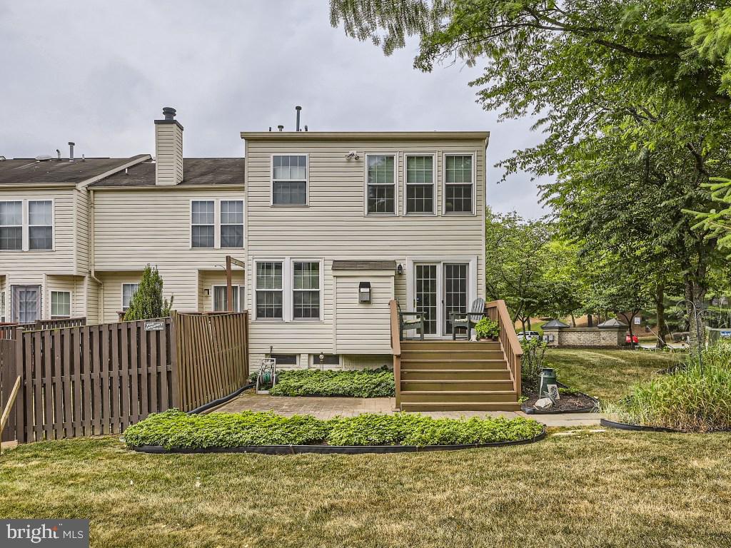 NEWTOWN - Residential