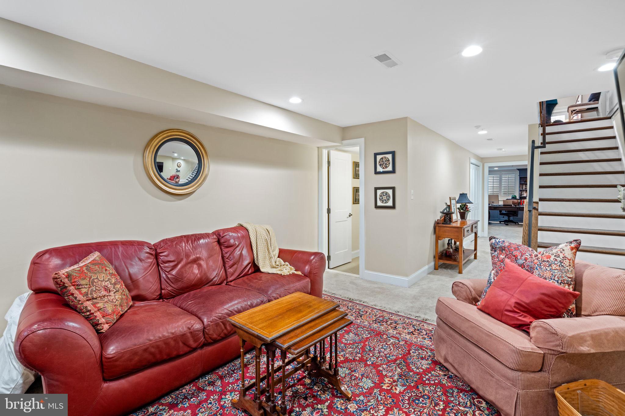 GRADUATE HOSPITAL - Residential