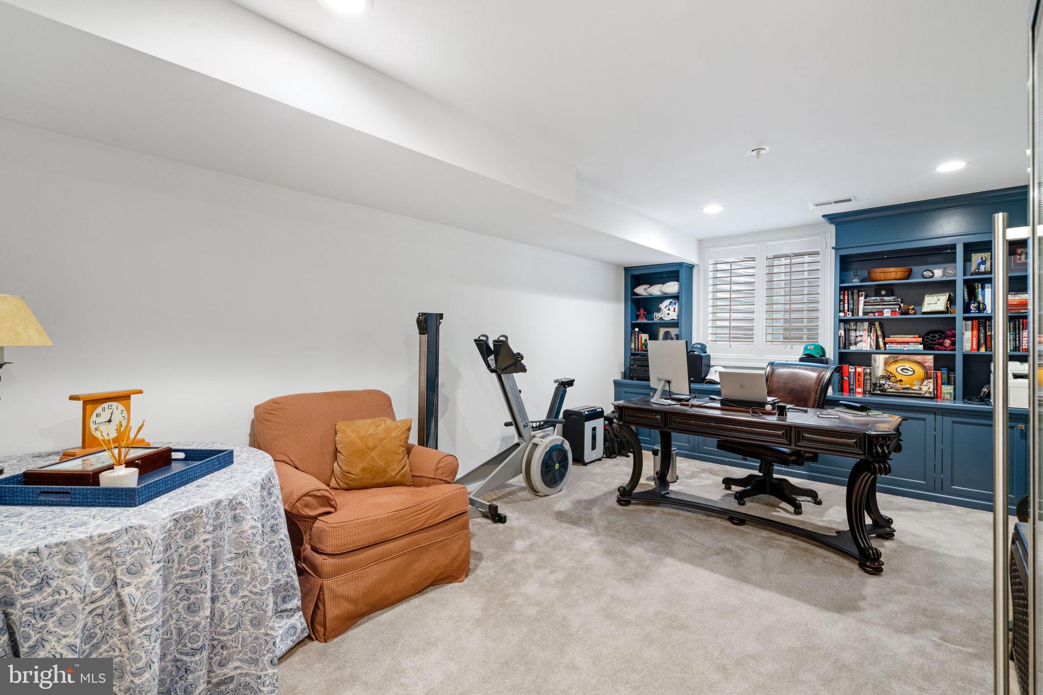 GRADUATE HOSPITAL - Residential