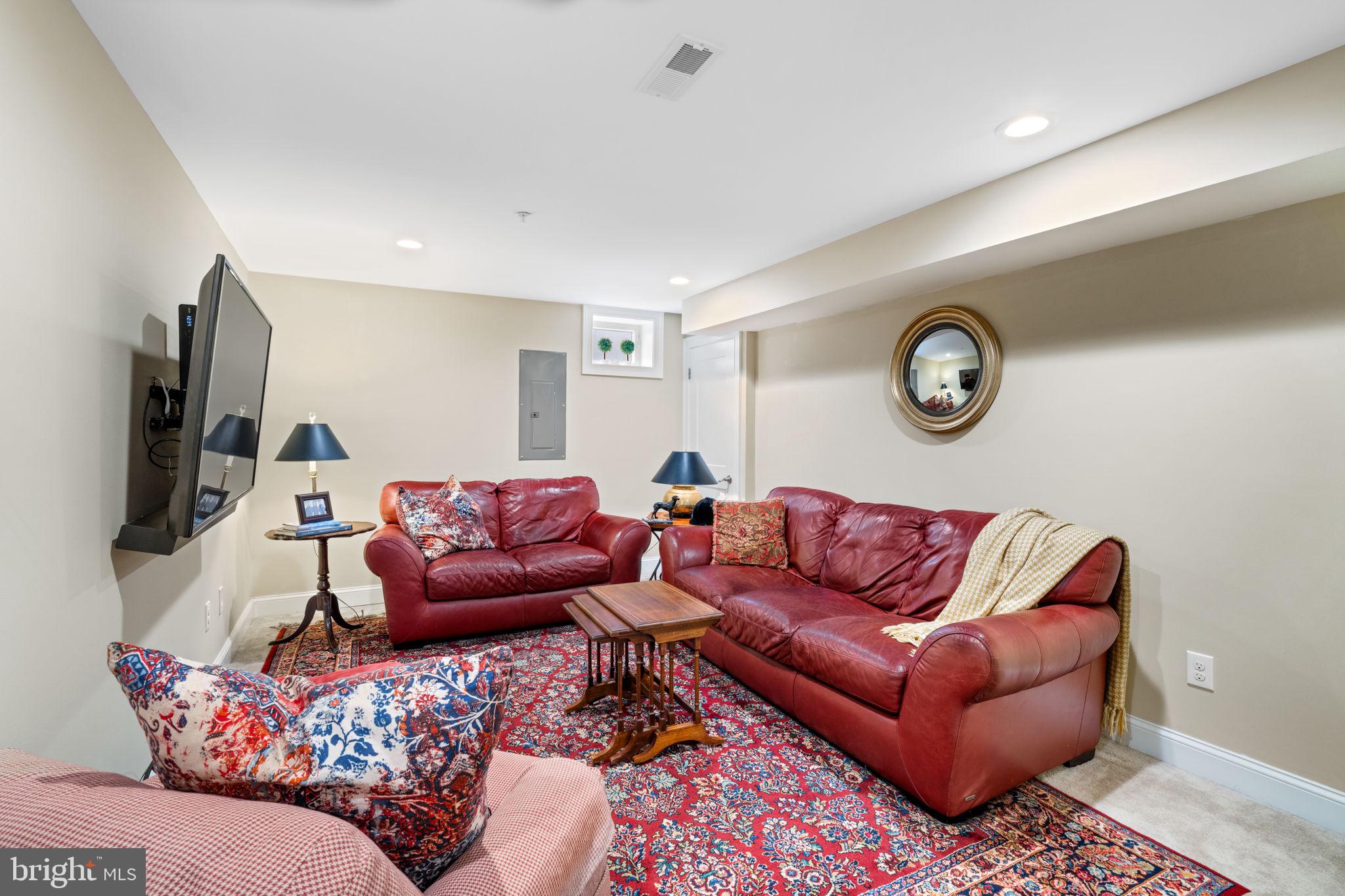 GRADUATE HOSPITAL - Residential