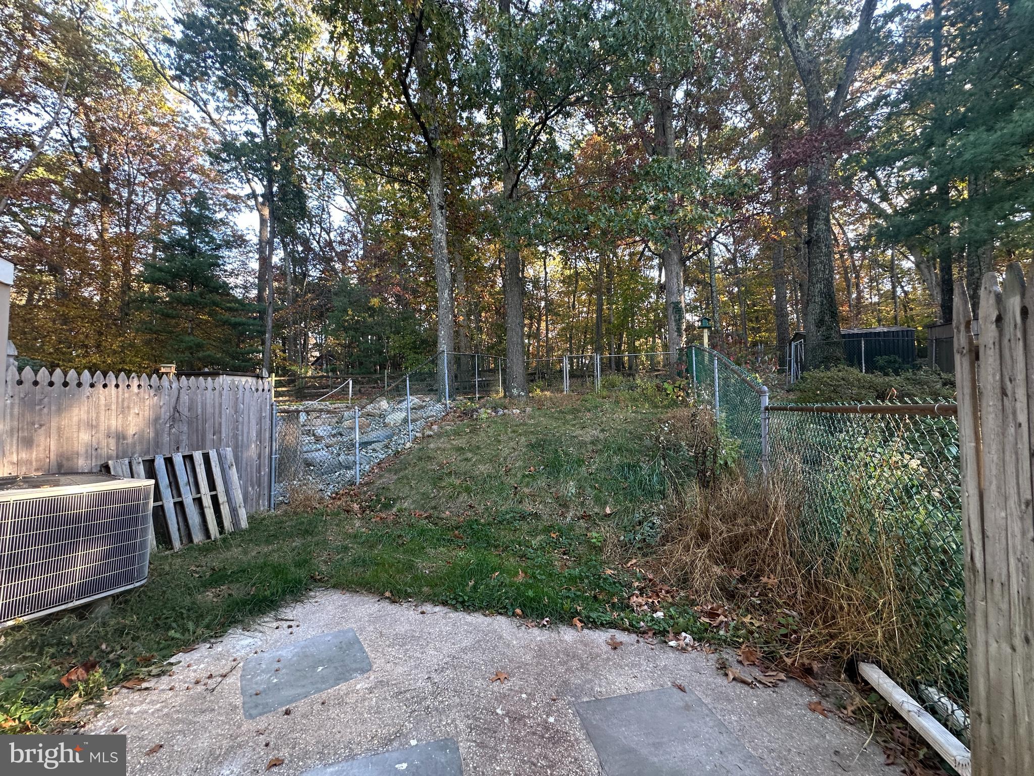 APPLE HILL - Residential Lease