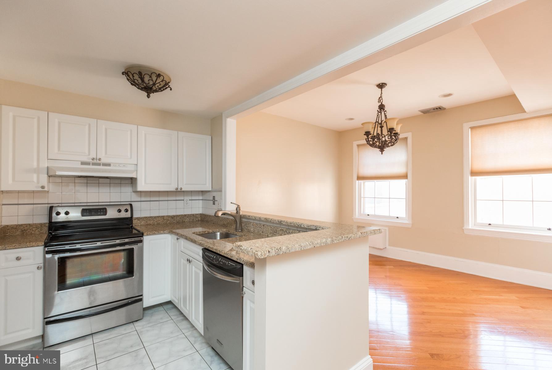 WASHINGTON SQ WEST - Residential Lease