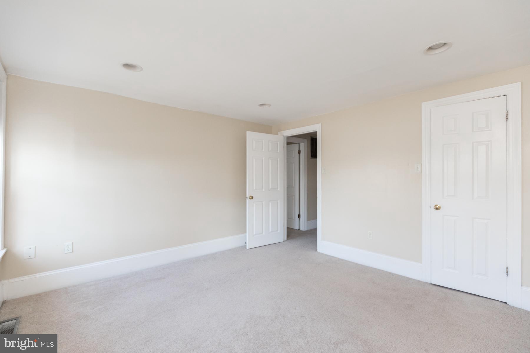 WASHINGTON SQ WEST - Residential Lease