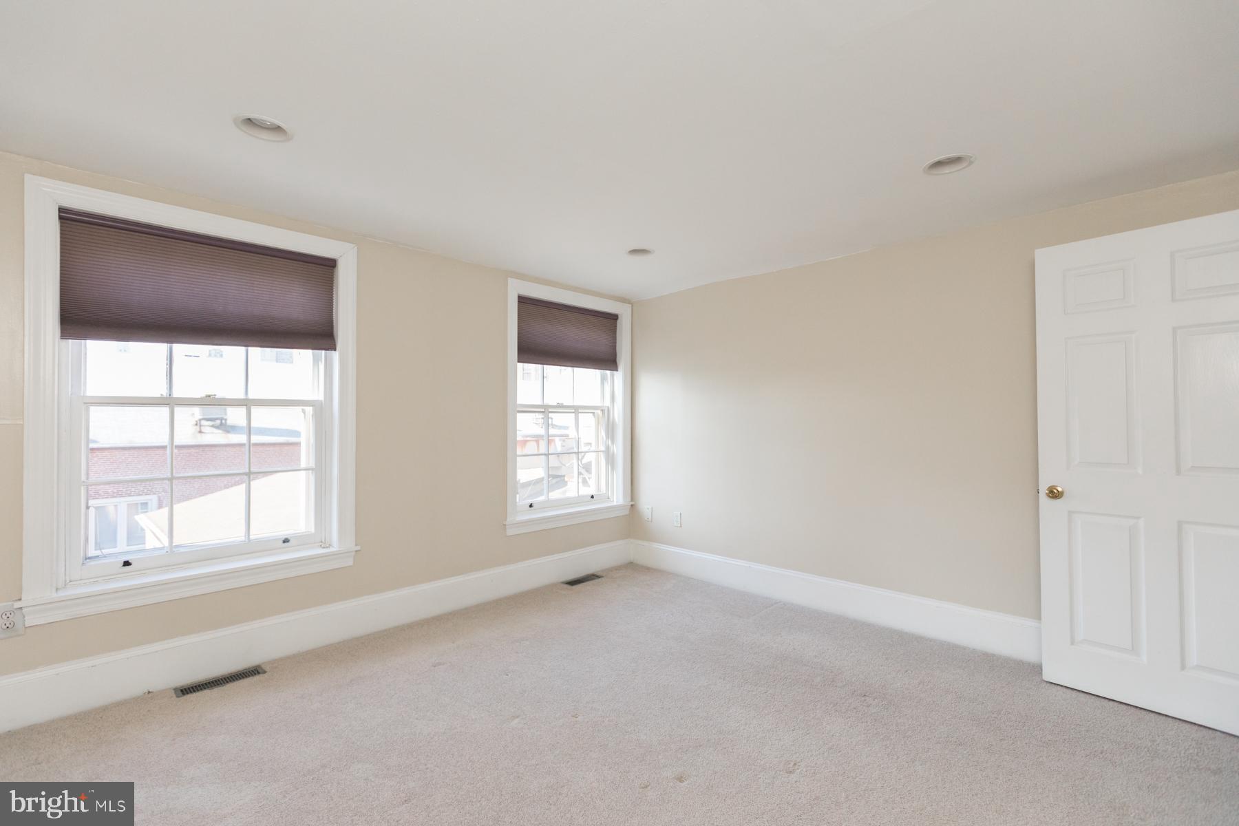 WASHINGTON SQ WEST - Residential Lease