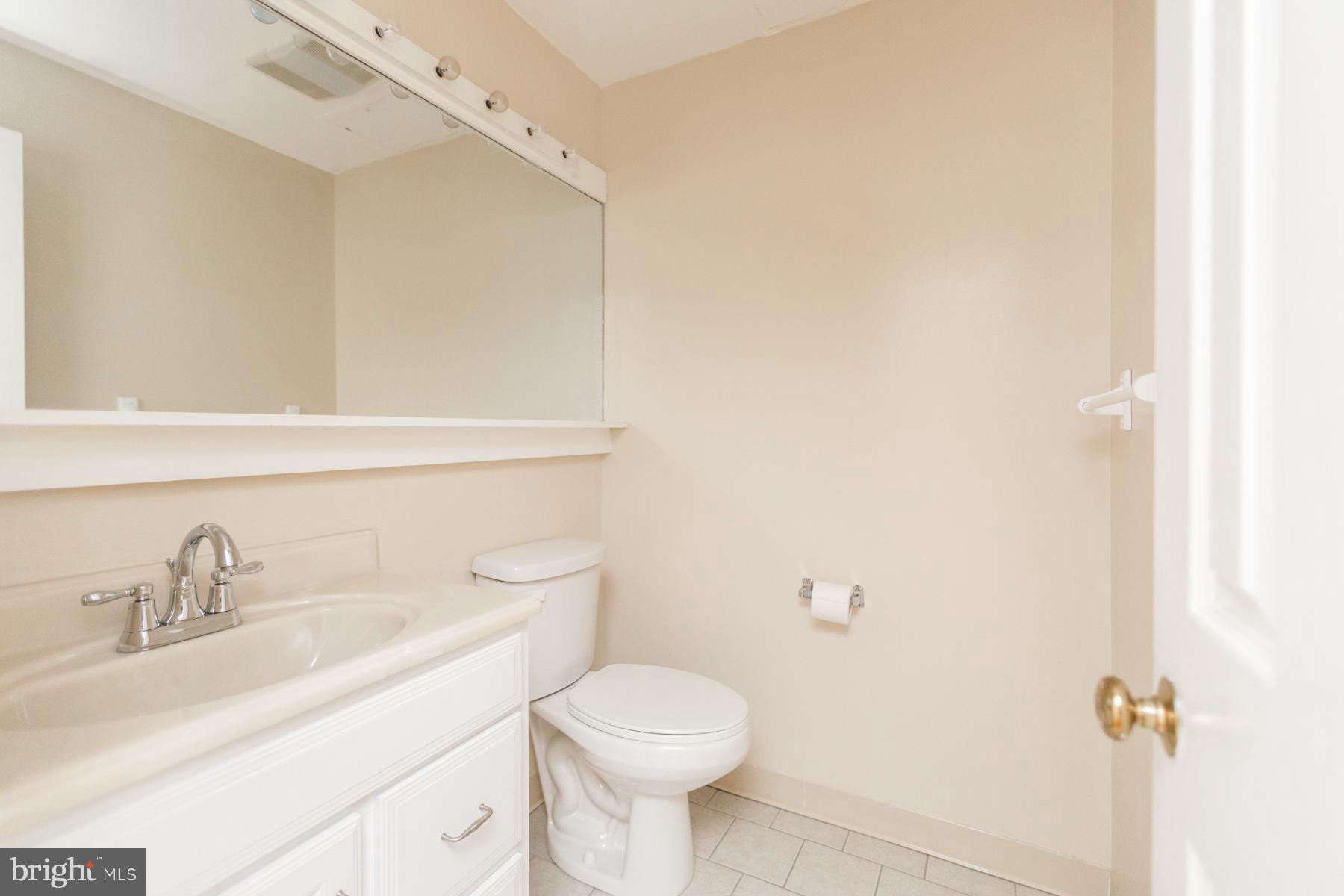 WASHINGTON SQ WEST - Residential Lease